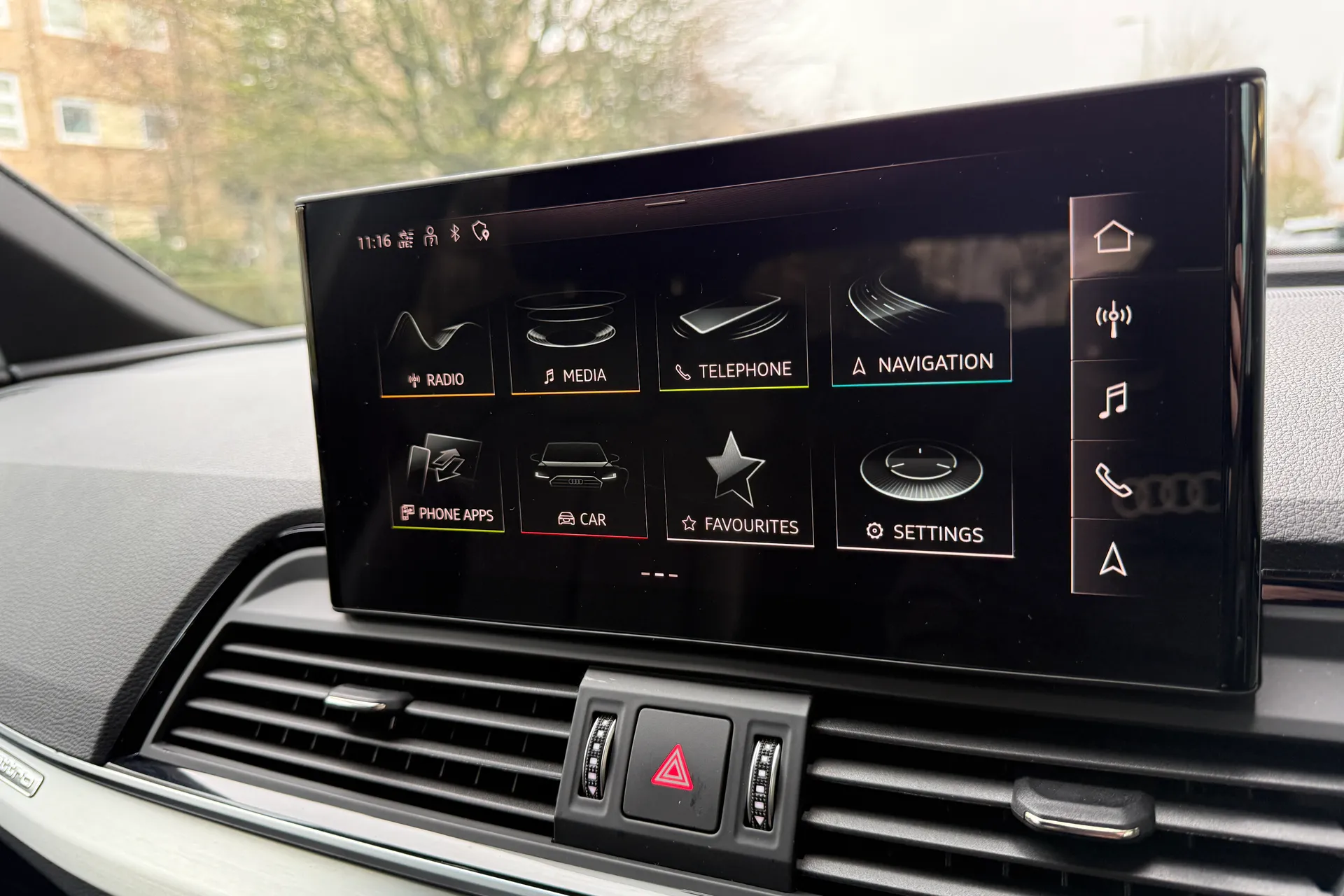 Audi Q5 thumbnail image number 11