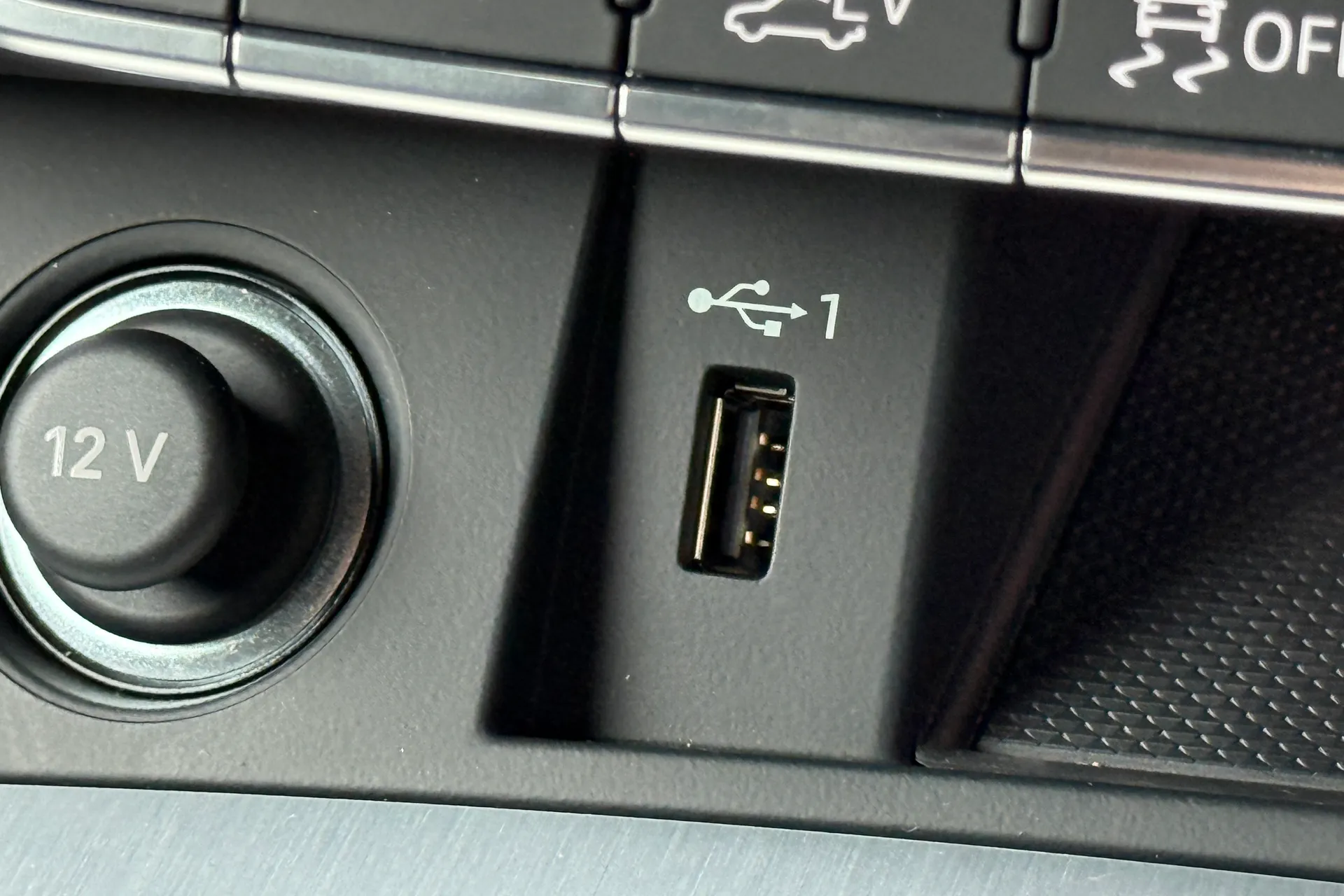 Audi Q5 thumbnail image number 16