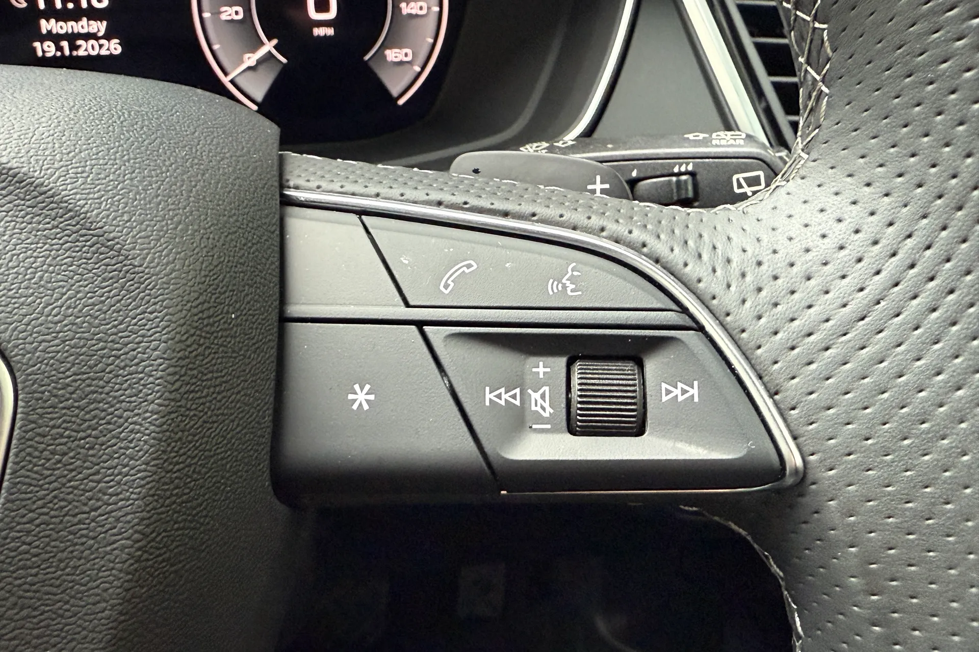 Audi Q5 thumbnail image number 26