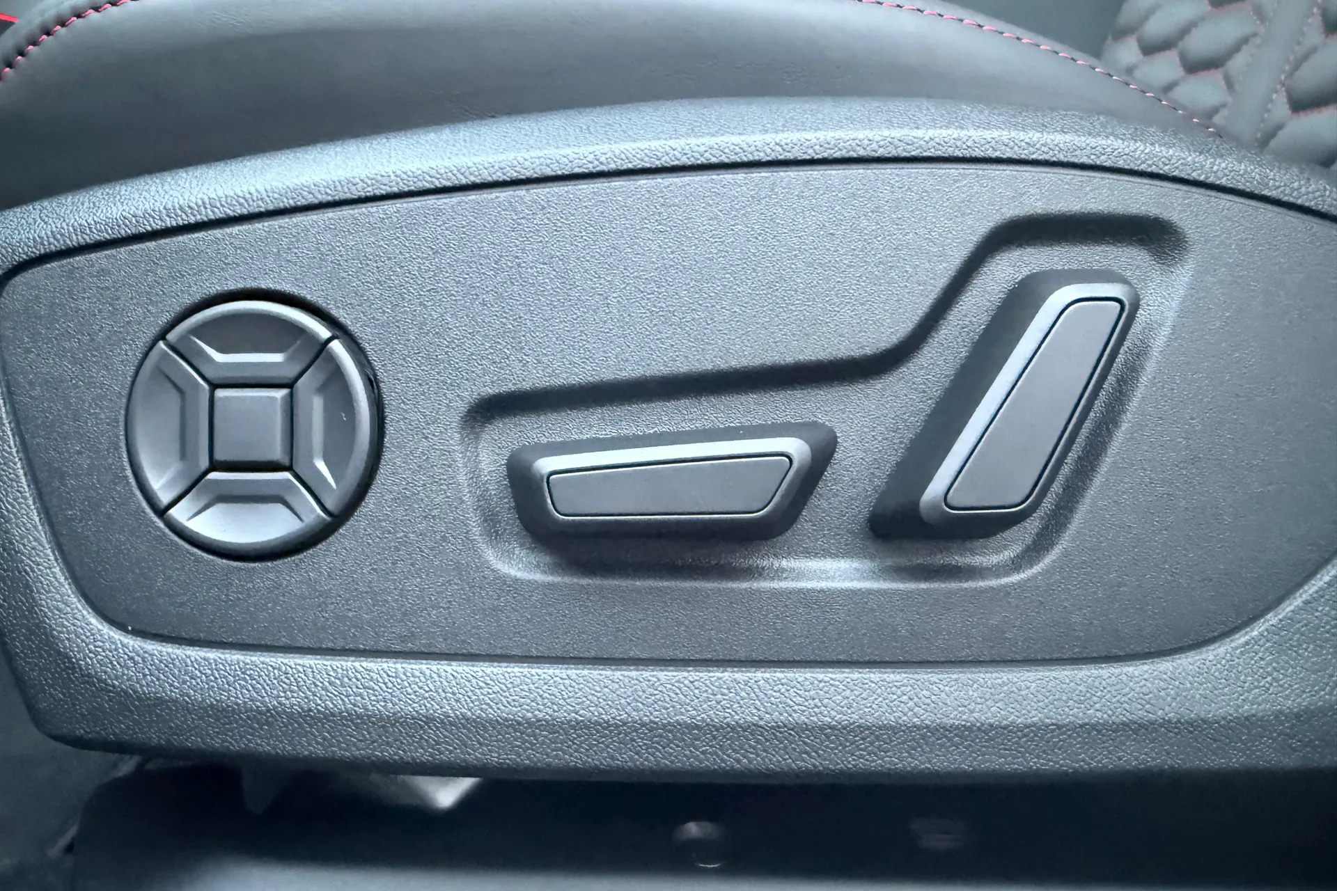 Audi RS3 thumbnail image number 22