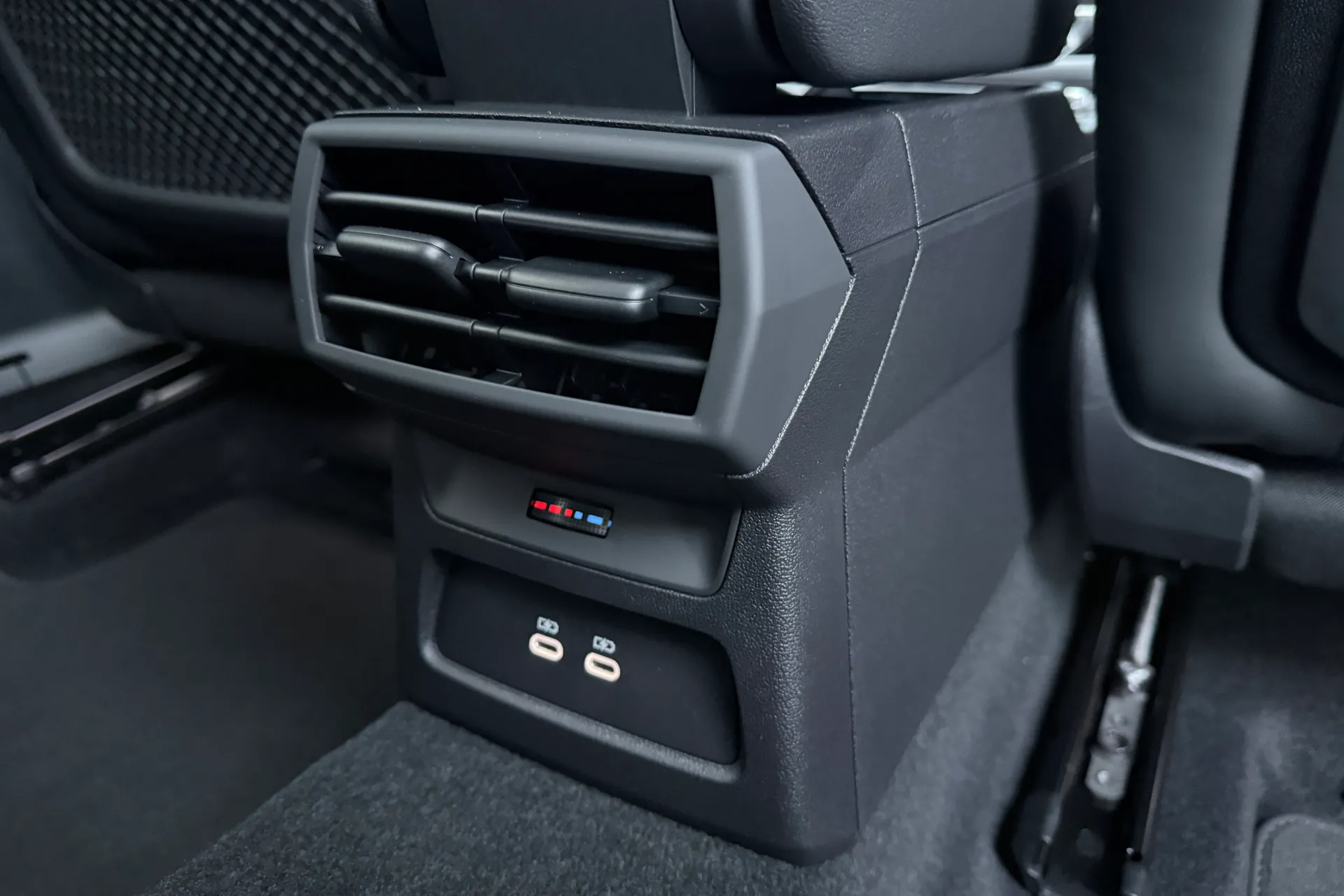 Audi RS3 thumbnail image number 56