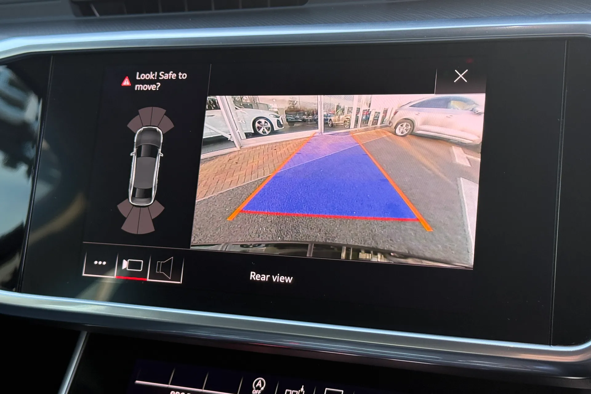 Audi A6 SPORT 40 TDI S-A thumbnail image number 3