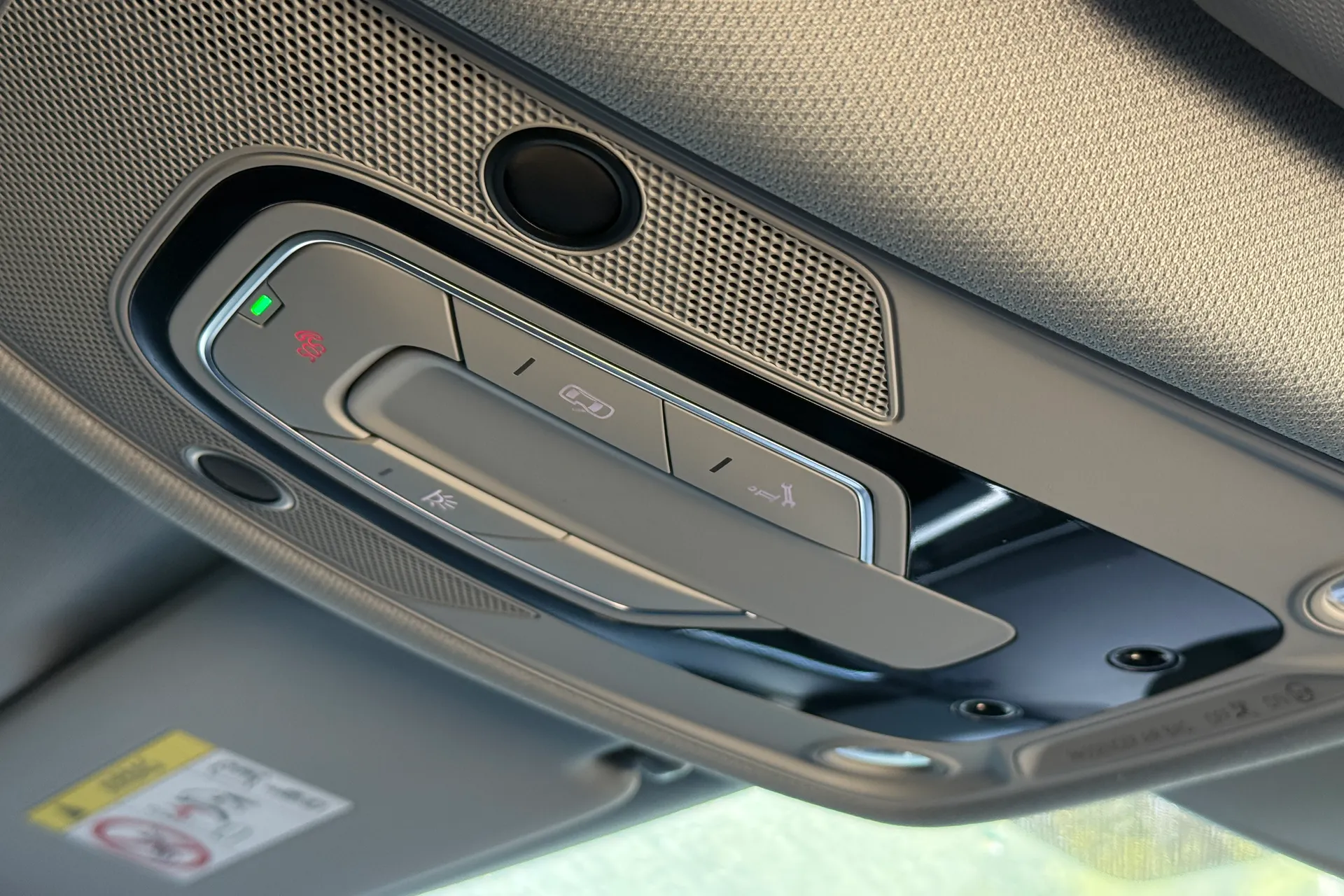Audi A4 thumbnail image number 14