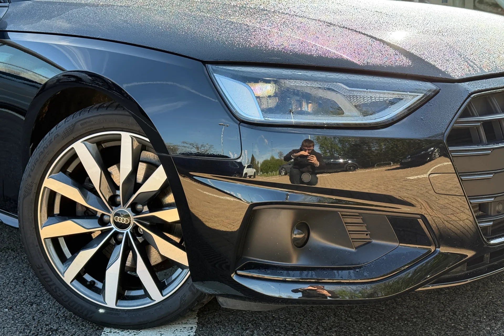 Audi A4 thumbnail image number 6