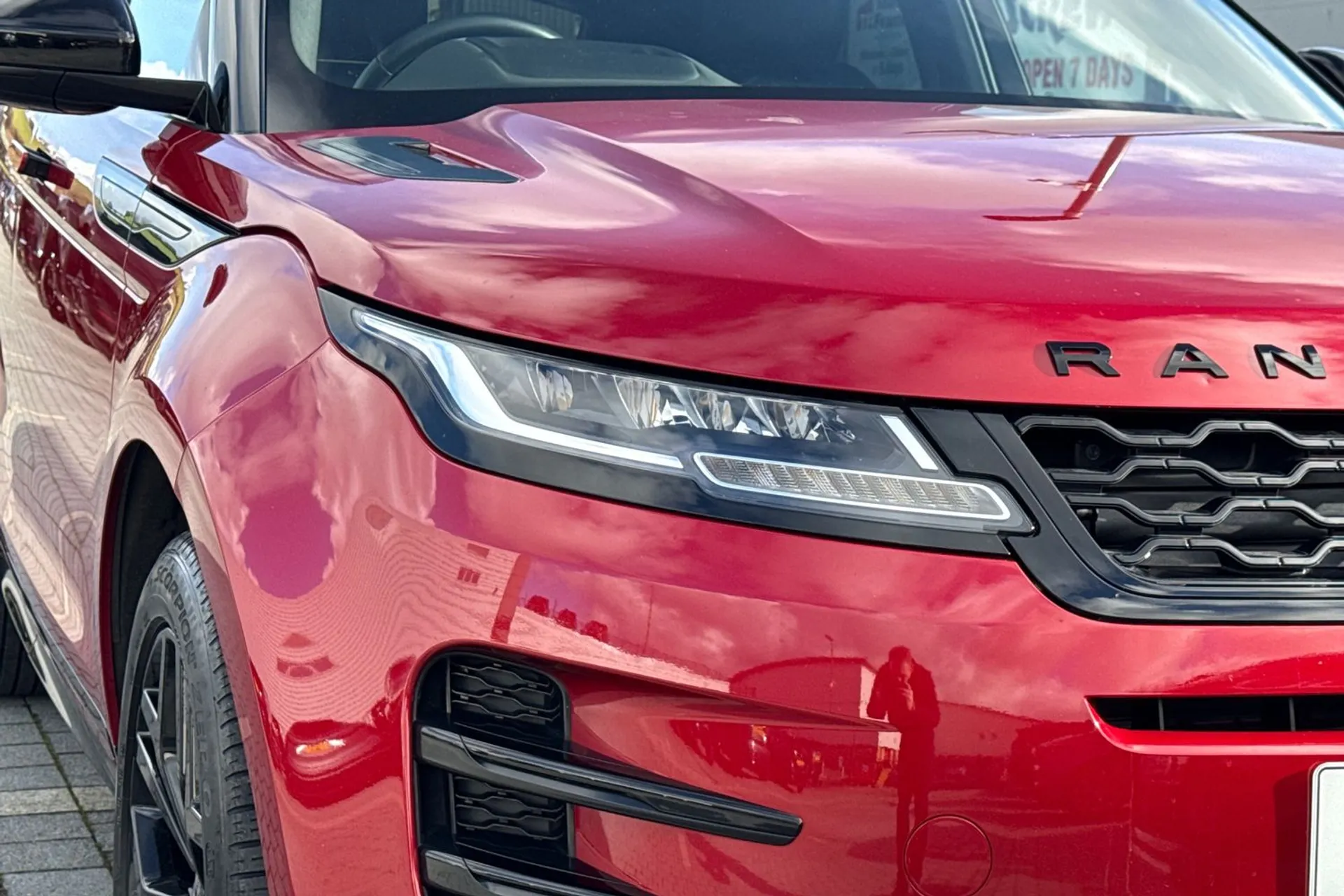 LAND ROVER RANGE ROVER EVOQUE thumbnail image number 30