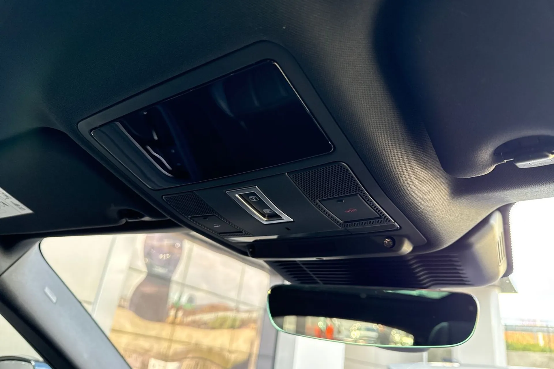 LAND ROVER RANGE ROVER EVOQUE thumbnail image number 50