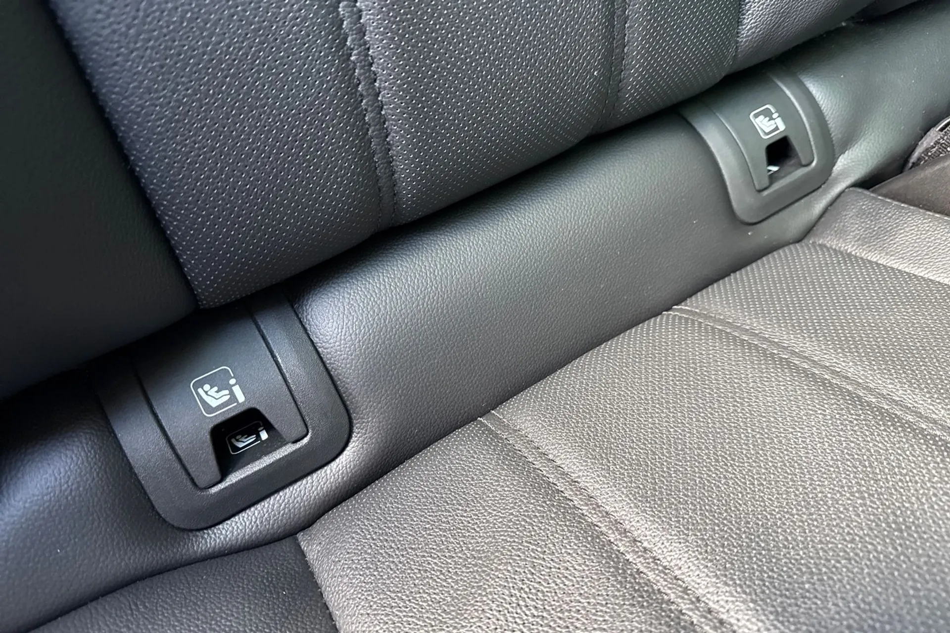 LAND ROVER RANGE ROVER EVOQUE thumbnail image number 36