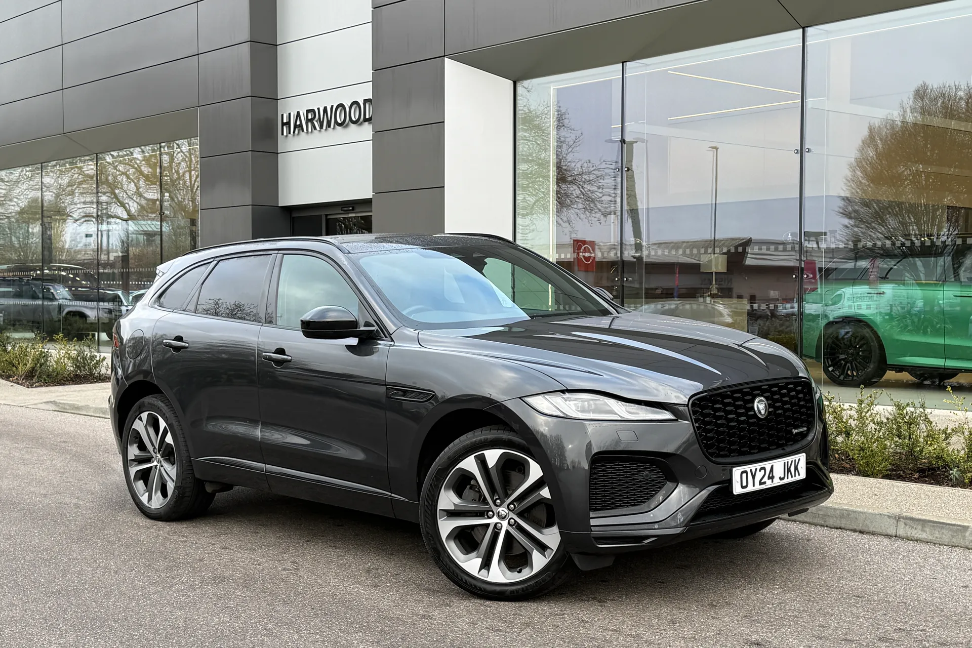 Jaguar F-PACE focused image