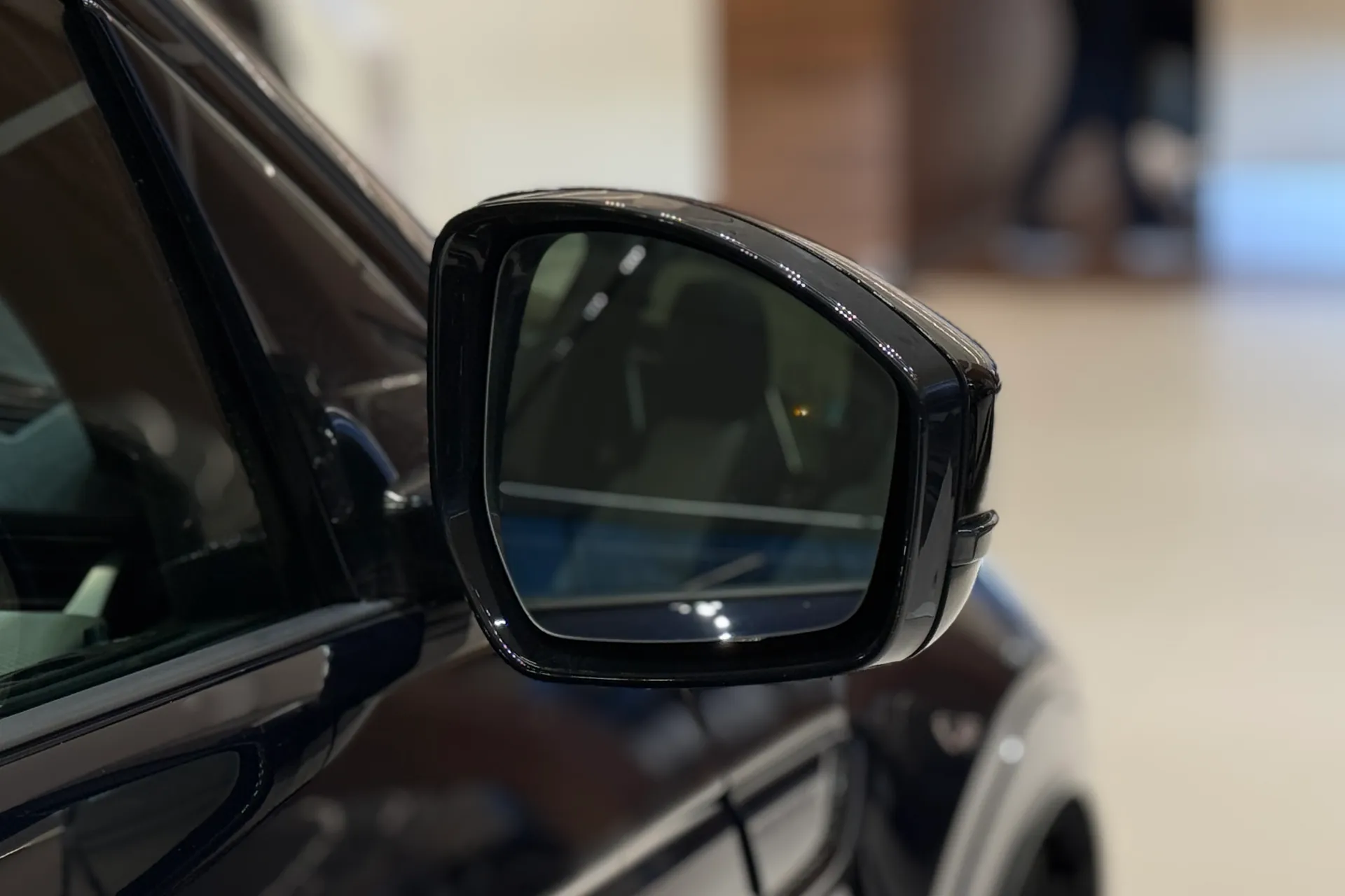 LAND ROVER DISCOVERY SPORT thumbnail image number 10