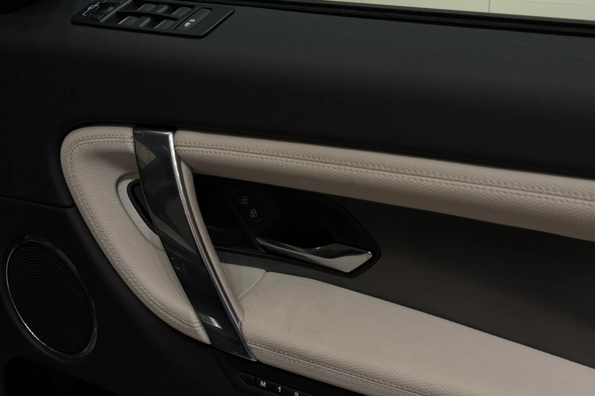 LAND ROVER DISCOVERY SPORT thumbnail image number 21