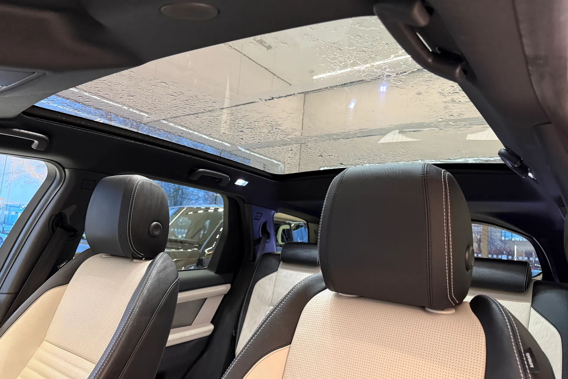 LAND ROVER DISCOVERY SPORT thumbnail image number 4