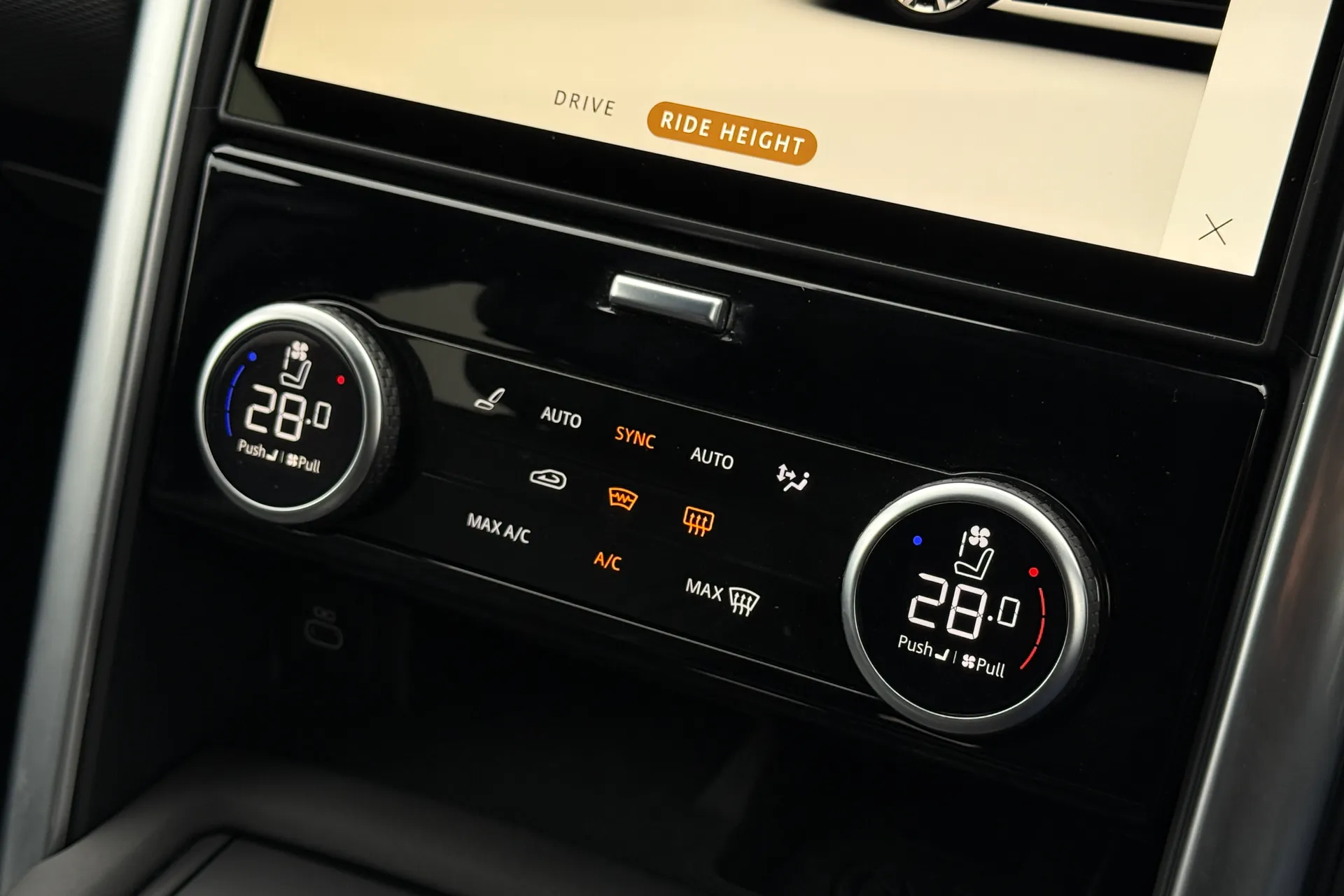 LAND ROVER DISCOVERY thumbnail image number 29