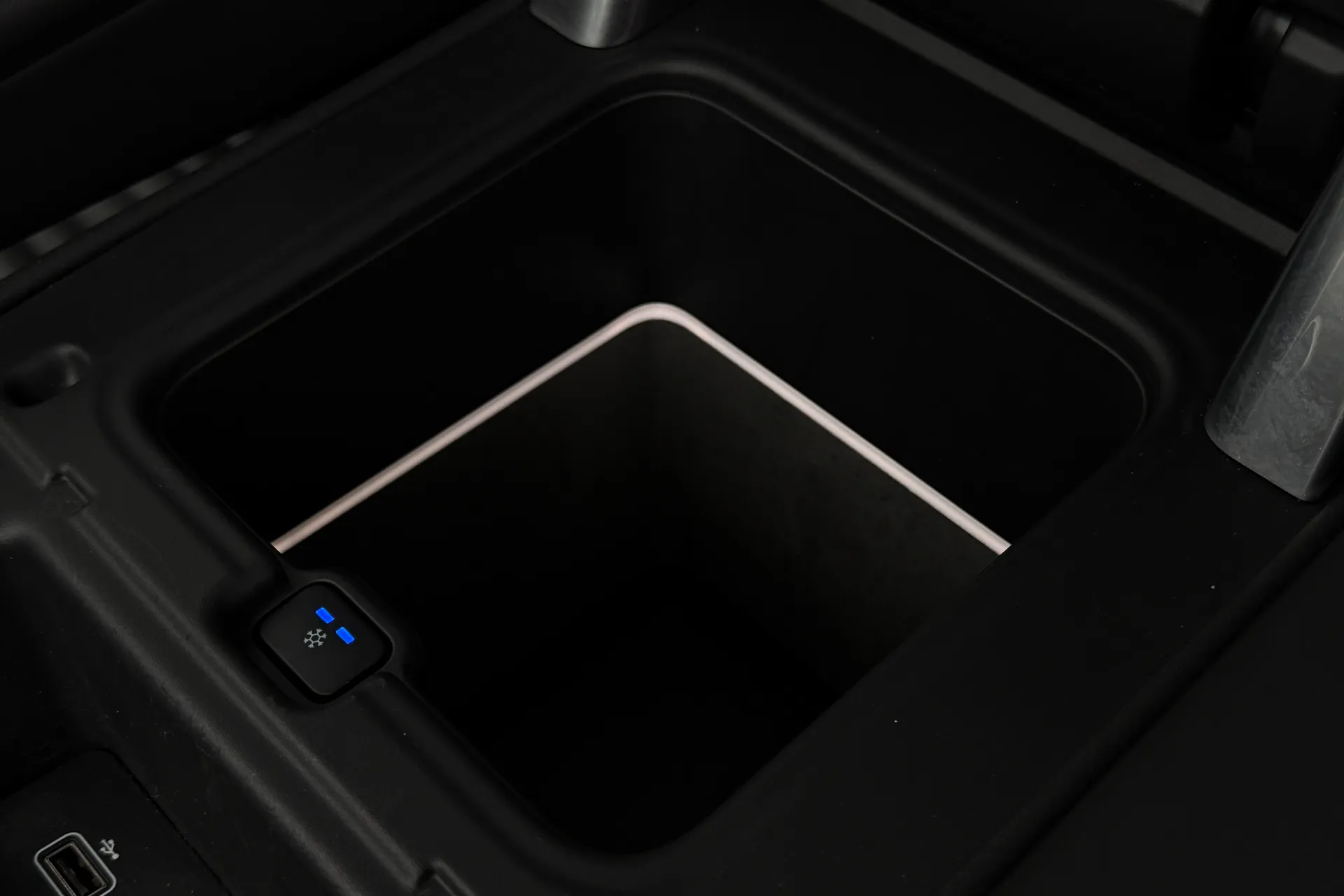 LAND ROVER DISCOVERY thumbnail image number 26