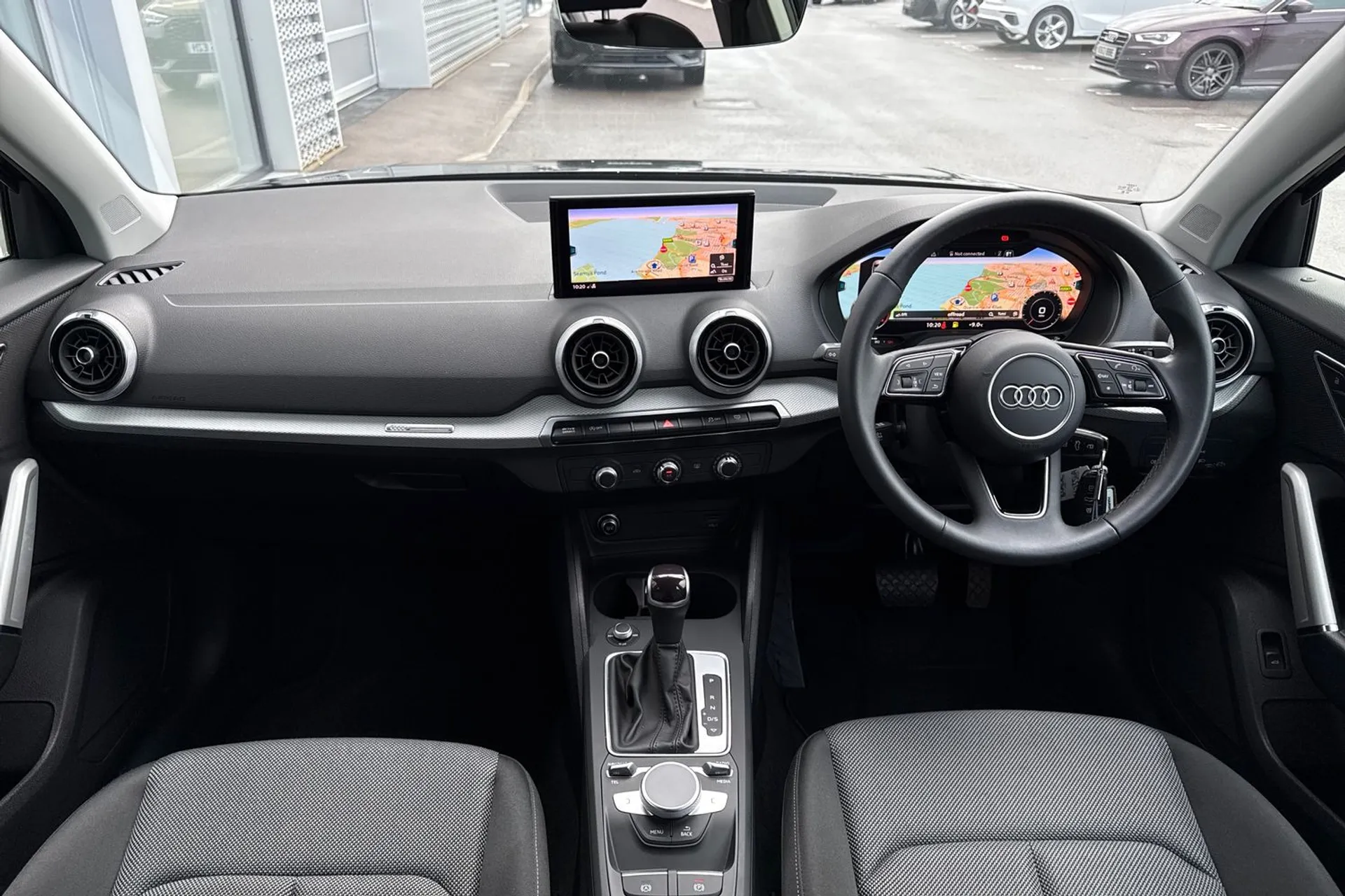 Audi Q2 thumbnail image number 3