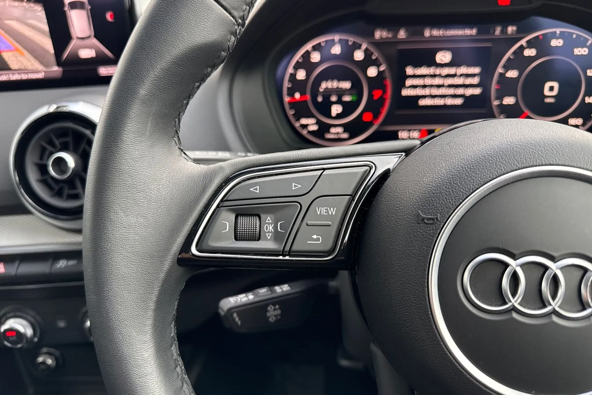 Audi Q2 thumbnail image number 47