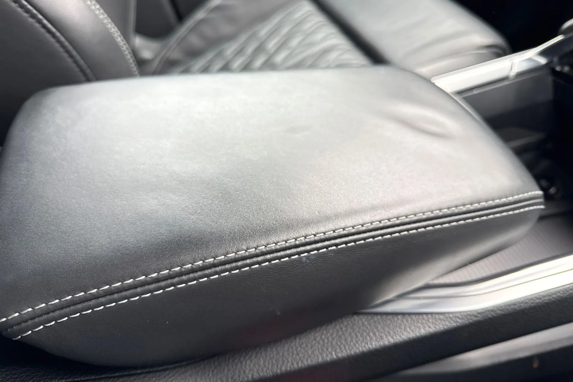 Audi e-tron thumbnail image number 58