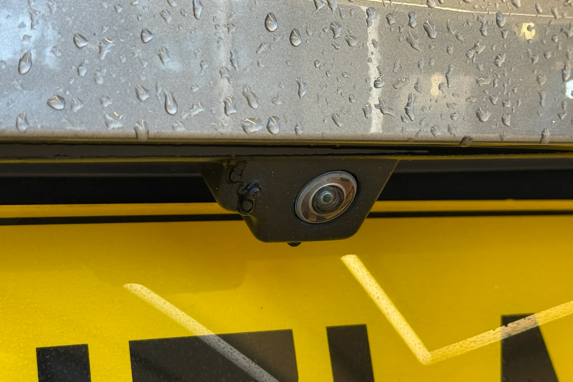 Jaguar I-PACE thumbnail image number 41