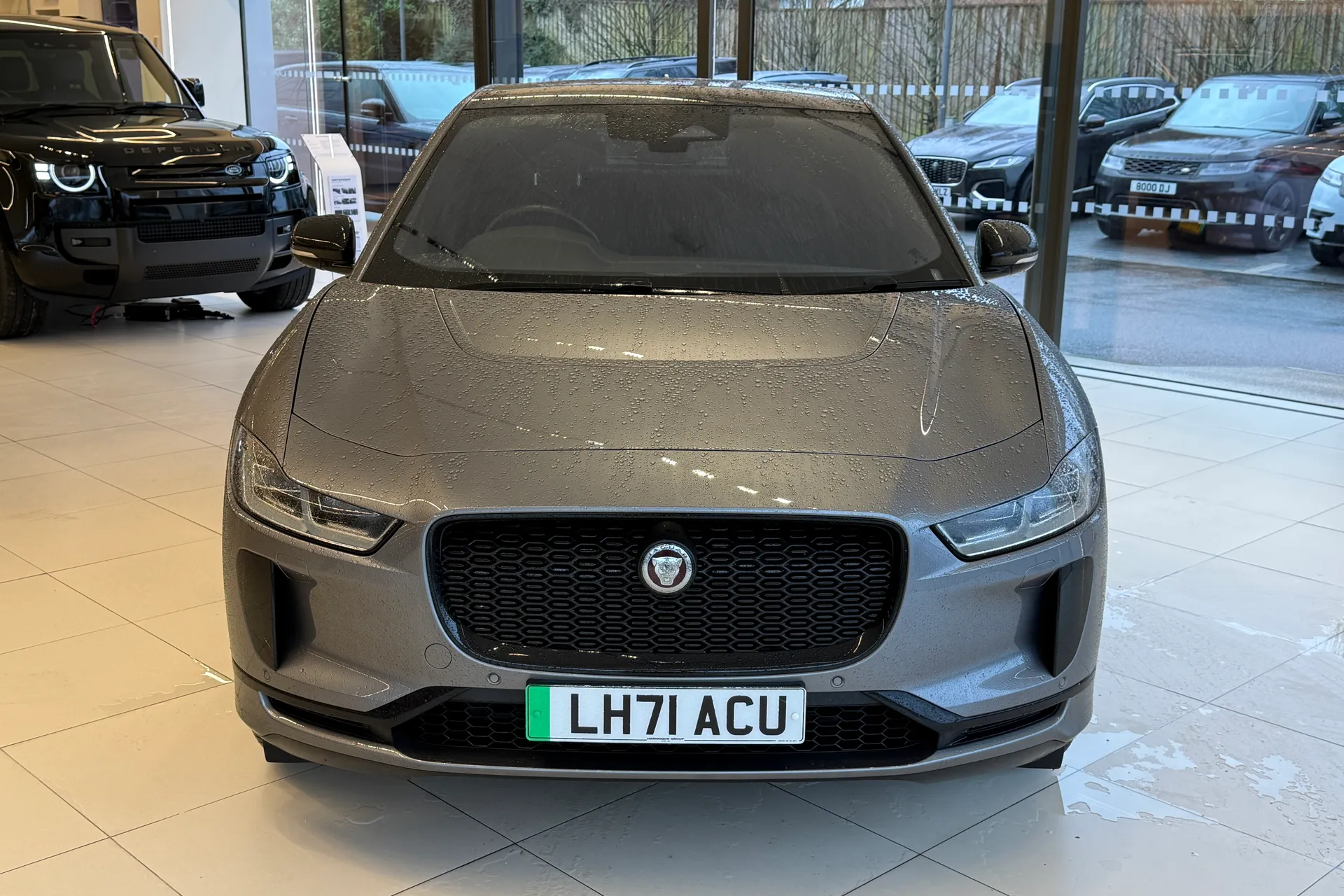Jaguar I-PACE thumbnail image number 6