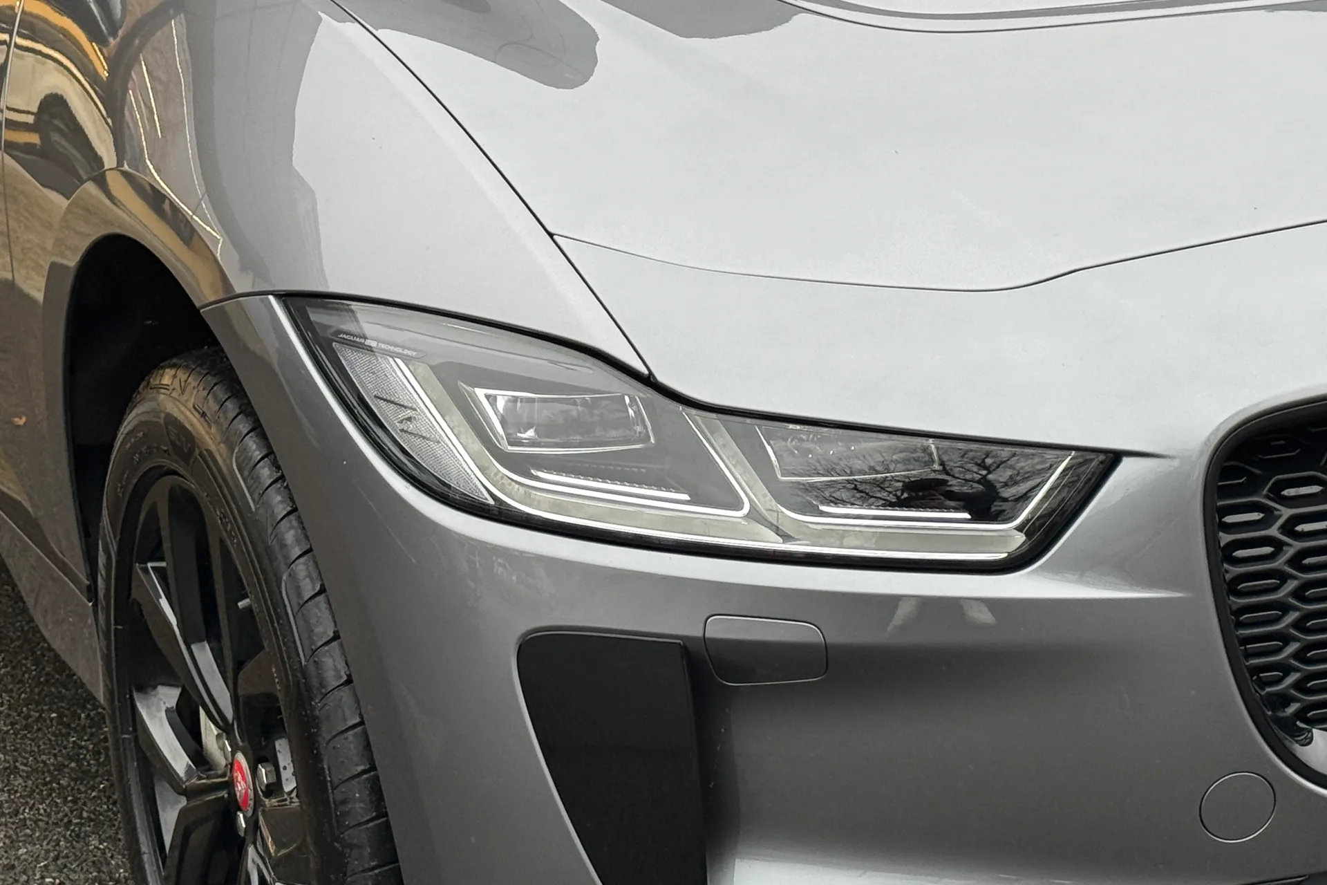 Jaguar I-PACE thumbnail image number 49