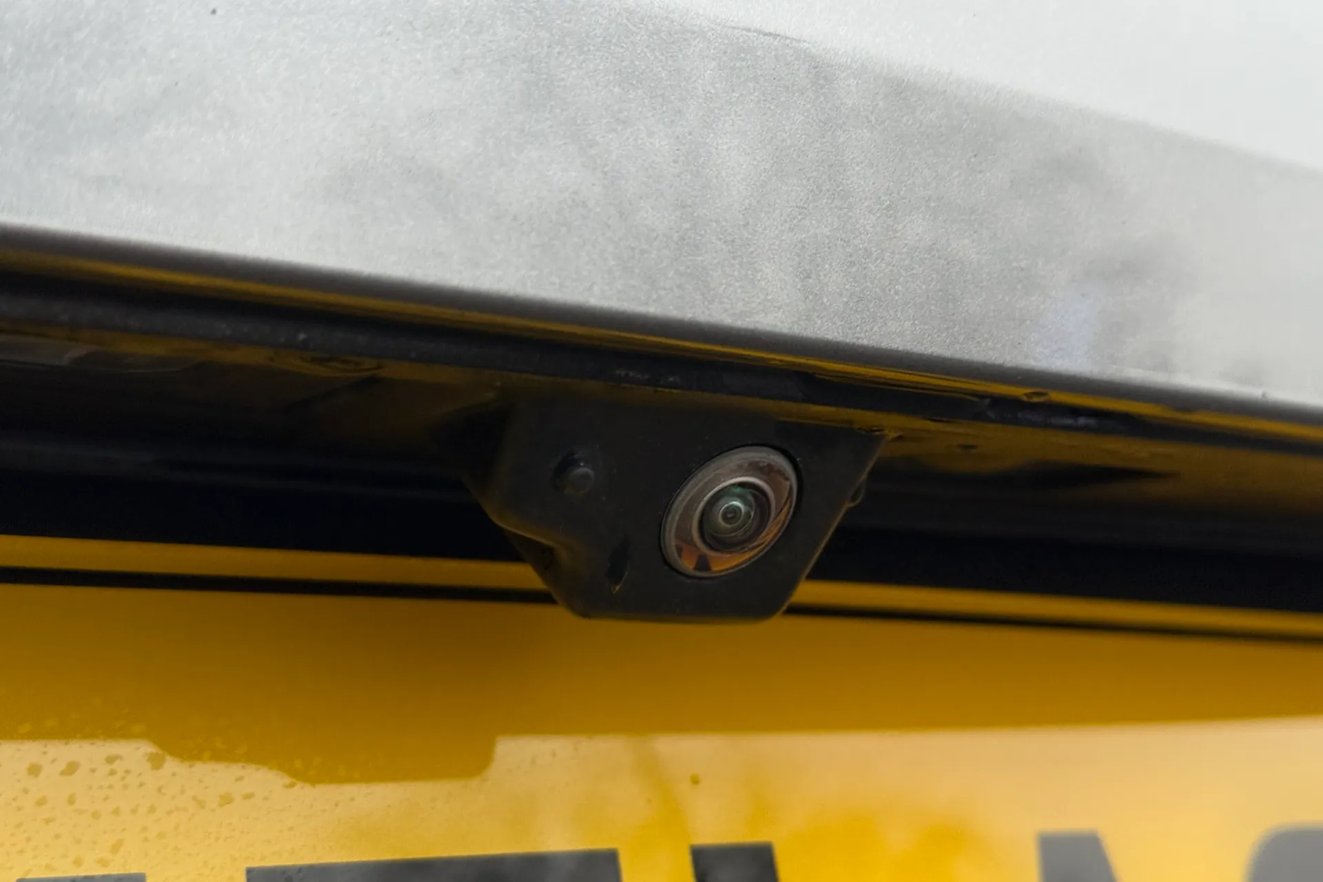 Jaguar I-PACE thumbnail image number 43