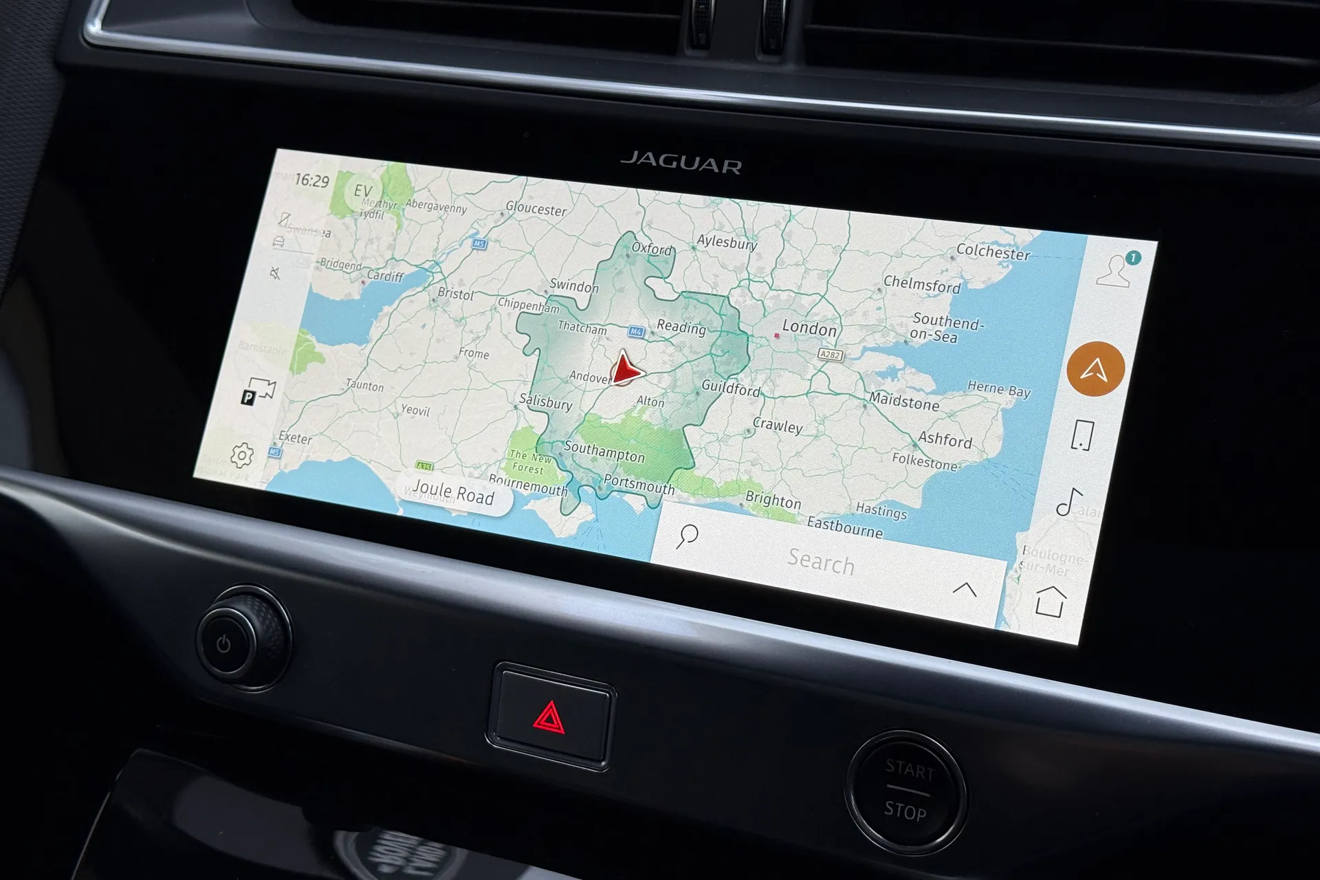 Jaguar I-PACE thumbnail image number 28