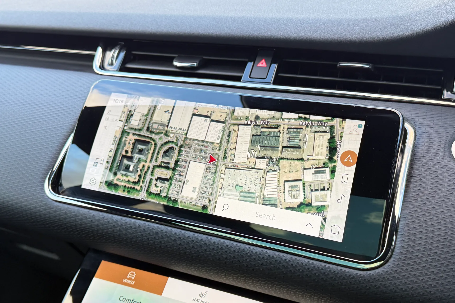 LAND ROVER RANGE ROVER EVOQUE thumbnail image number 5