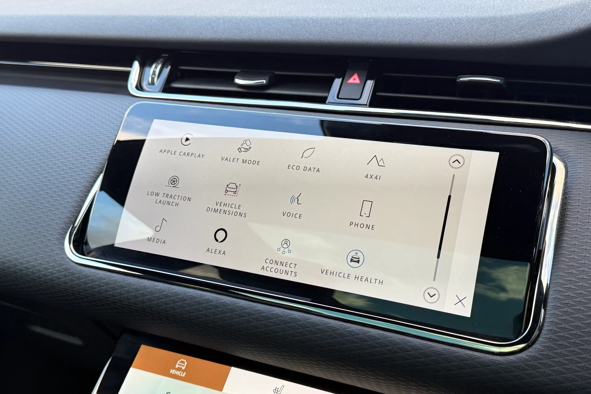 LAND ROVER RANGE ROVER EVOQUE thumbnail image number 34