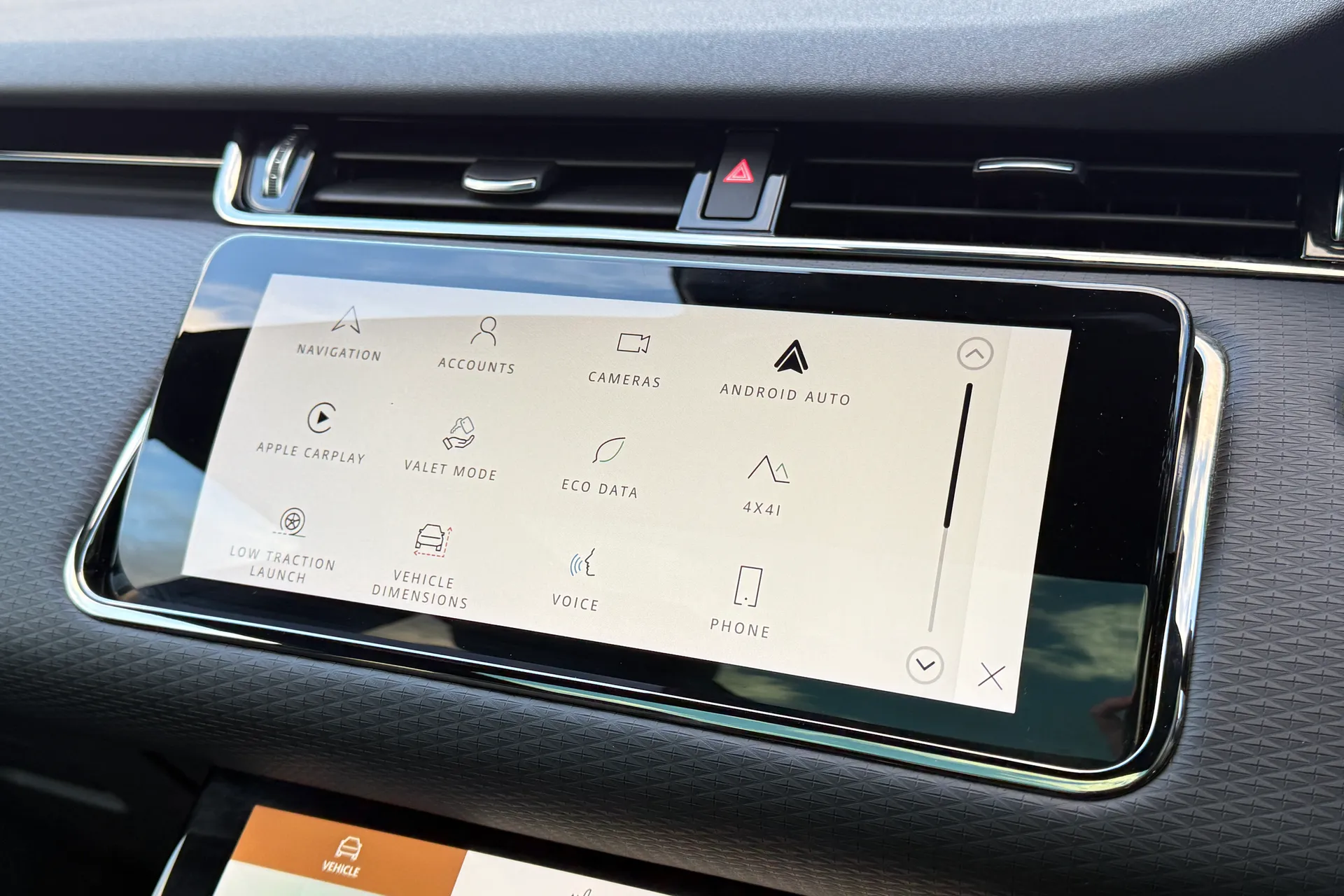 LAND ROVER RANGE ROVER EVOQUE thumbnail image number 33