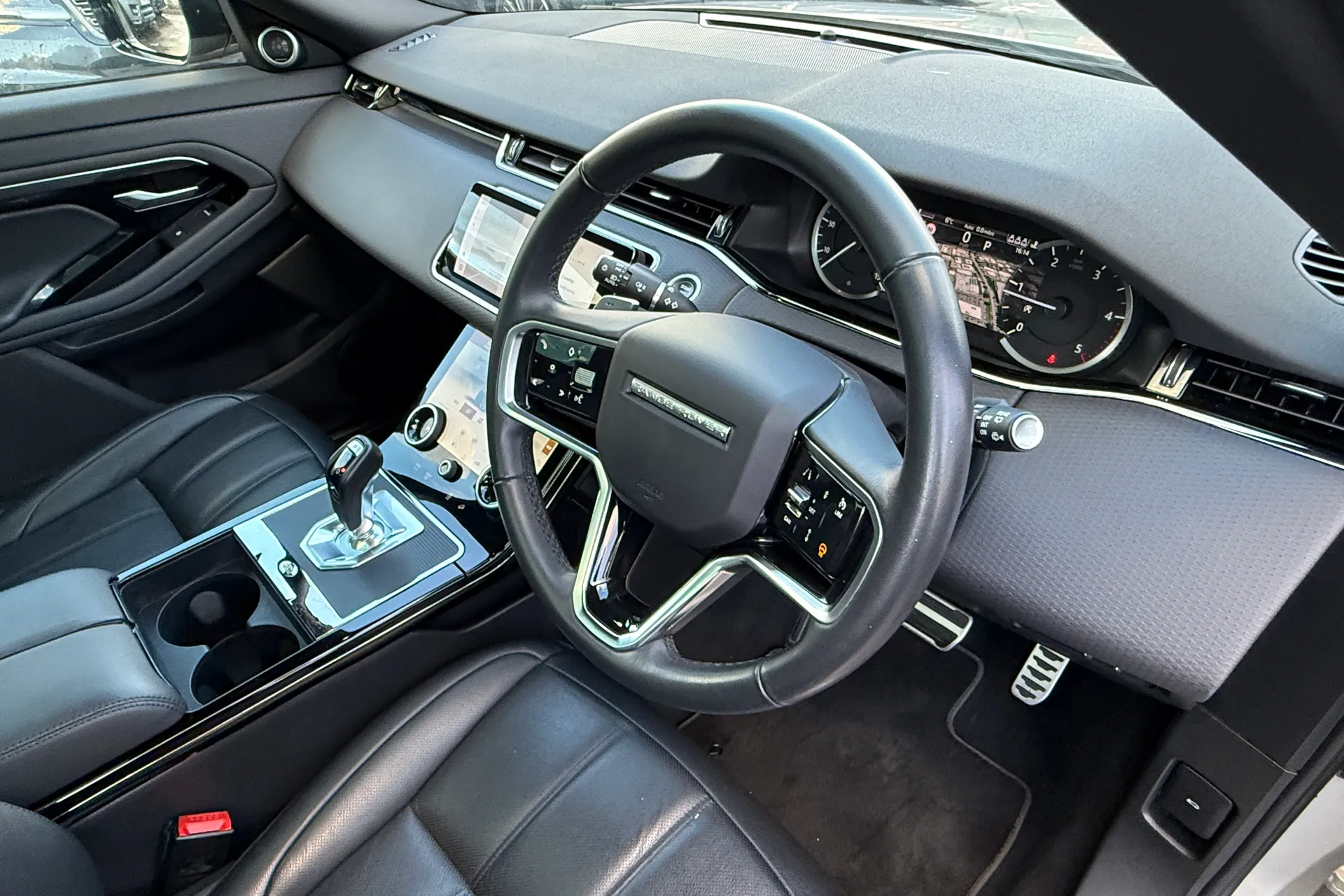 LAND ROVER RANGE ROVER EVOQUE thumbnail image number 24