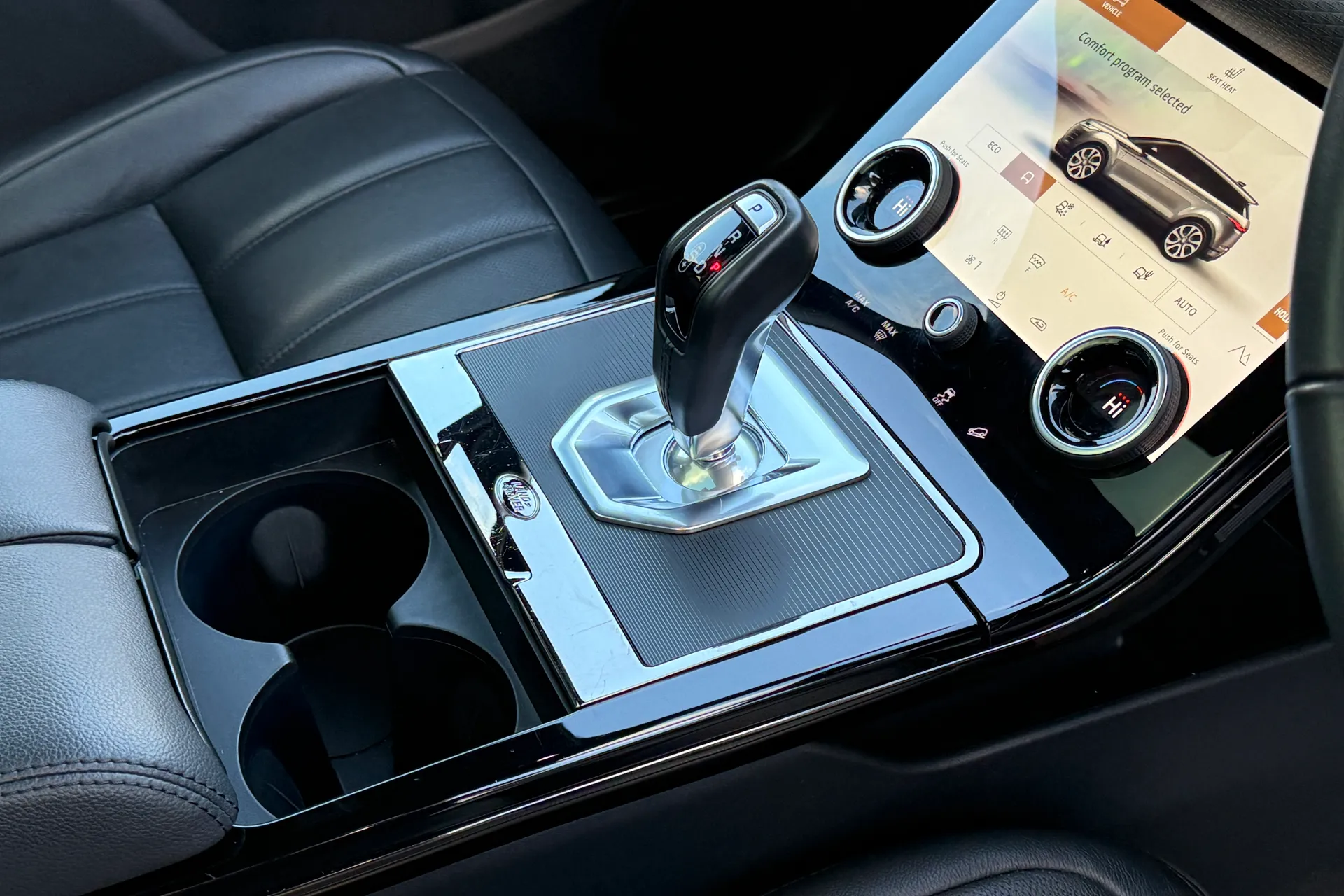 LAND ROVER RANGE ROVER EVOQUE thumbnail image number 15