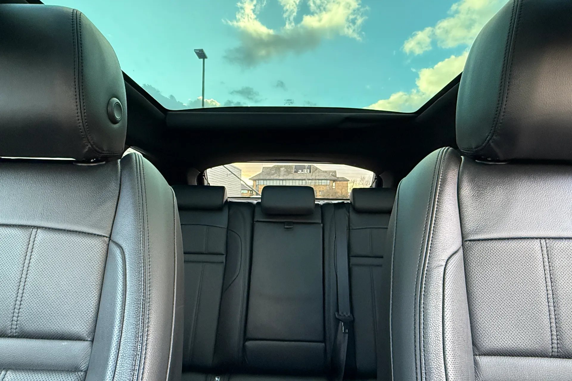 LAND ROVER RANGE ROVER EVOQUE thumbnail image number 23