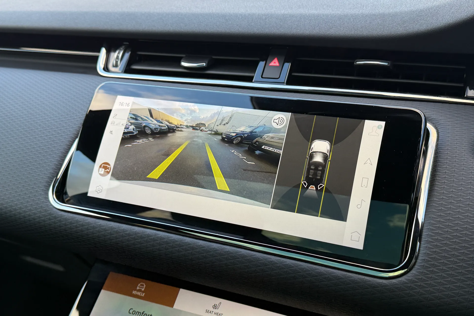 LAND ROVER RANGE ROVER EVOQUE thumbnail image number 6