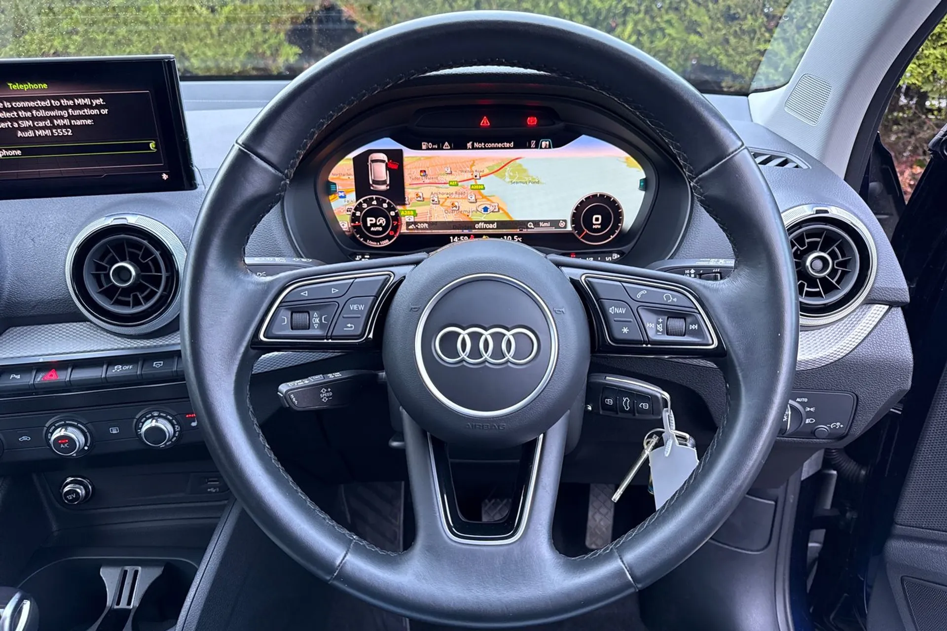 Audi Q2 thumbnail image number 8