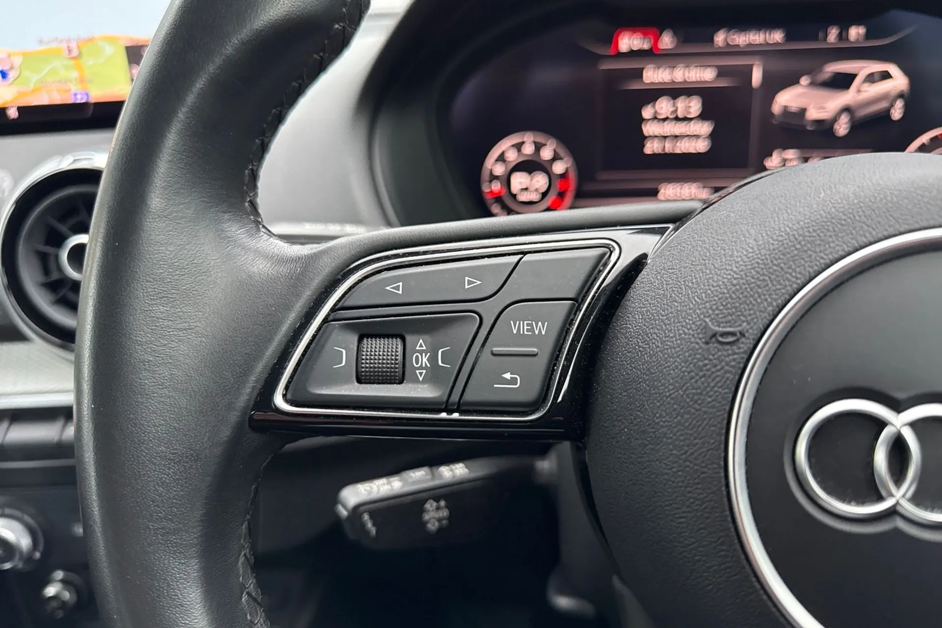 Audi Q2 thumbnail image number 44