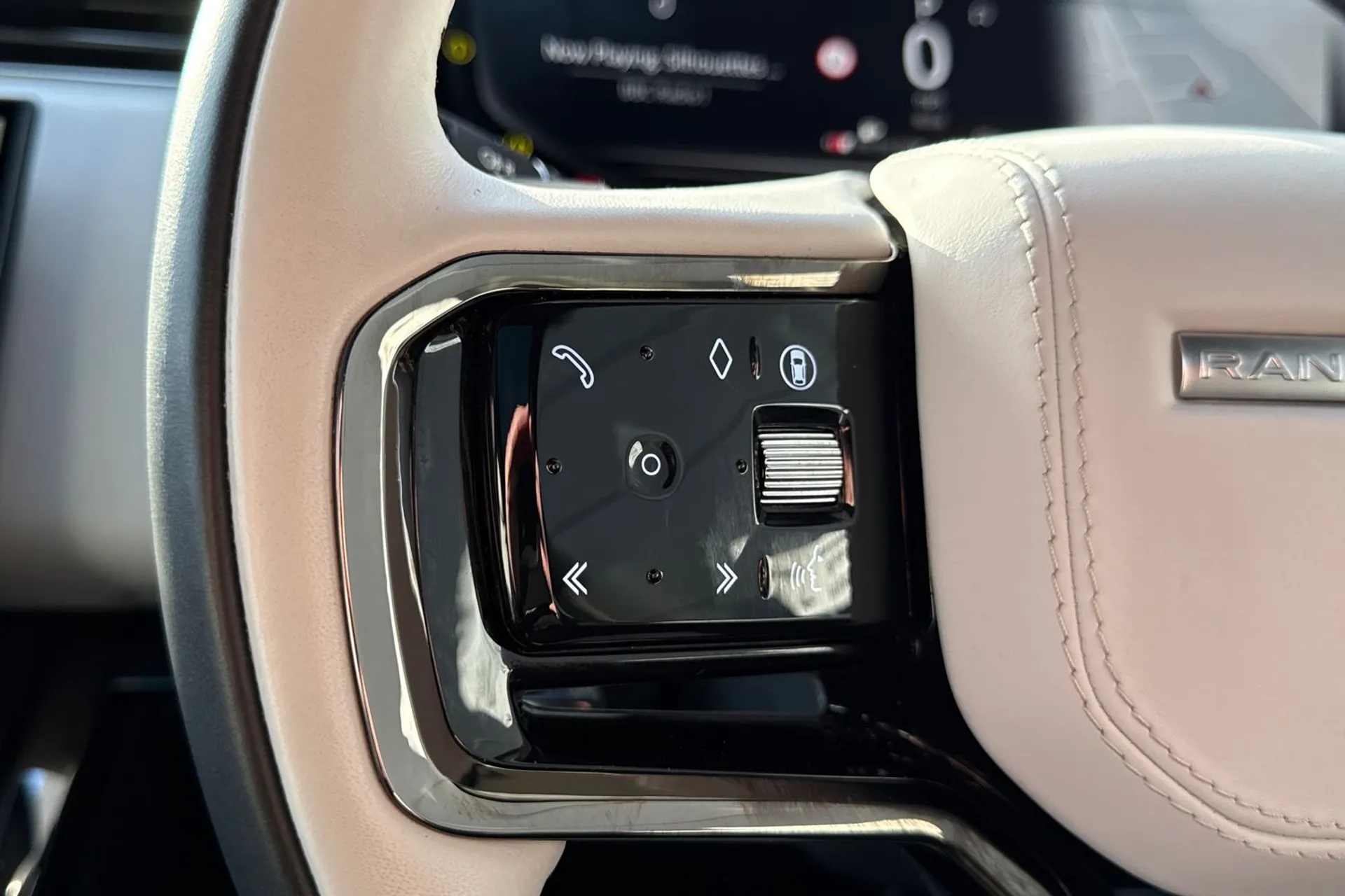 LAND ROVER RANGE ROVER SPORT thumbnail image number 28