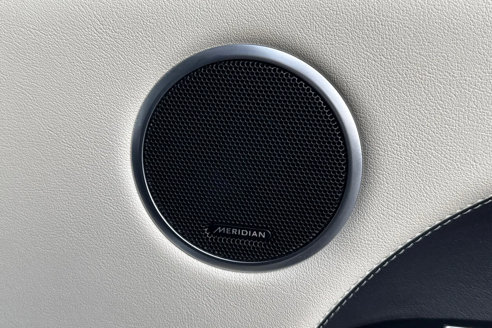 LAND ROVER RANGE ROVER SPORT thumbnail image number 21