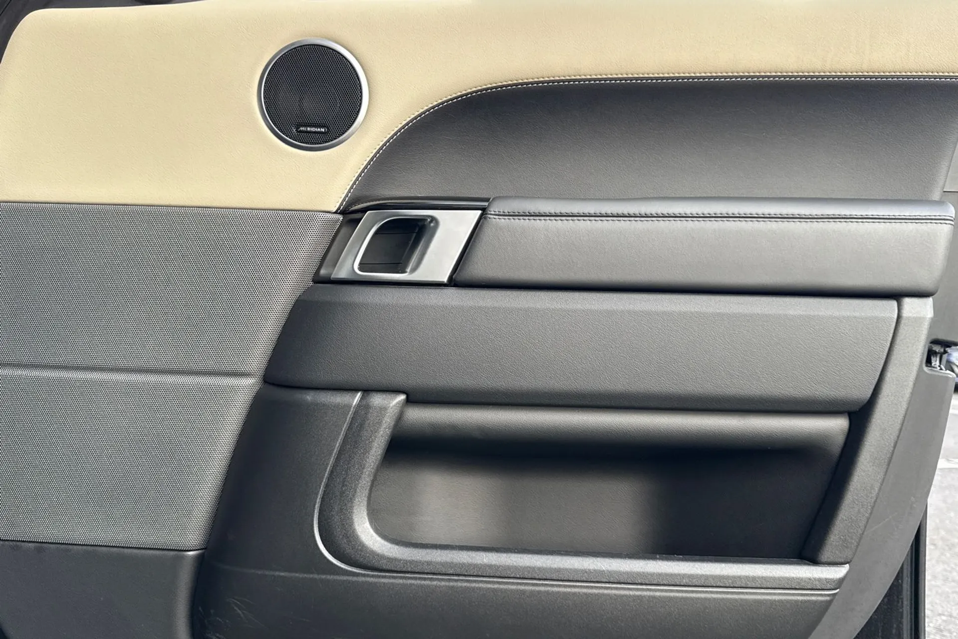 LAND ROVER RANGE ROVER SPORT thumbnail image number 20