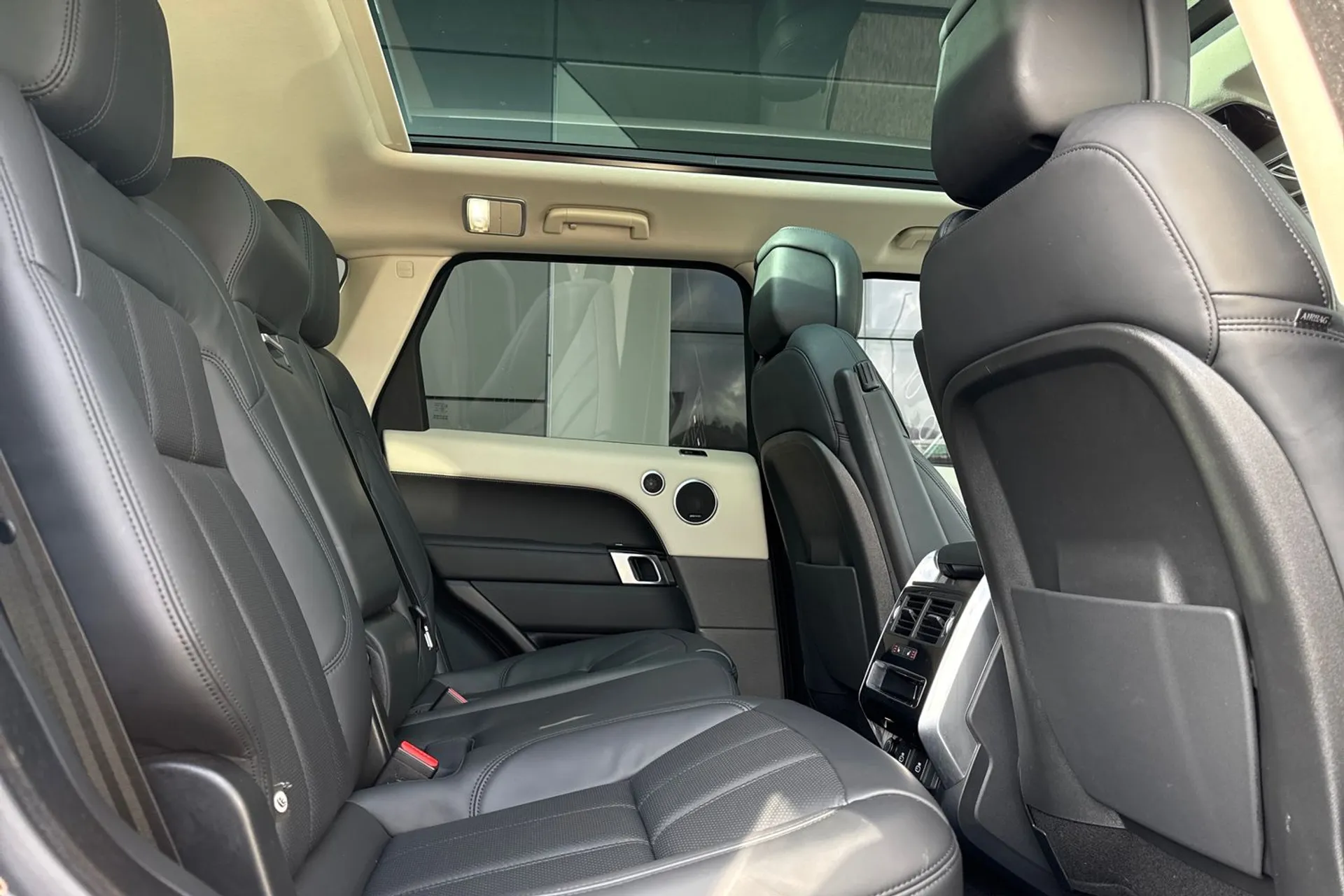 LAND ROVER RANGE ROVER SPORT thumbnail image number 35