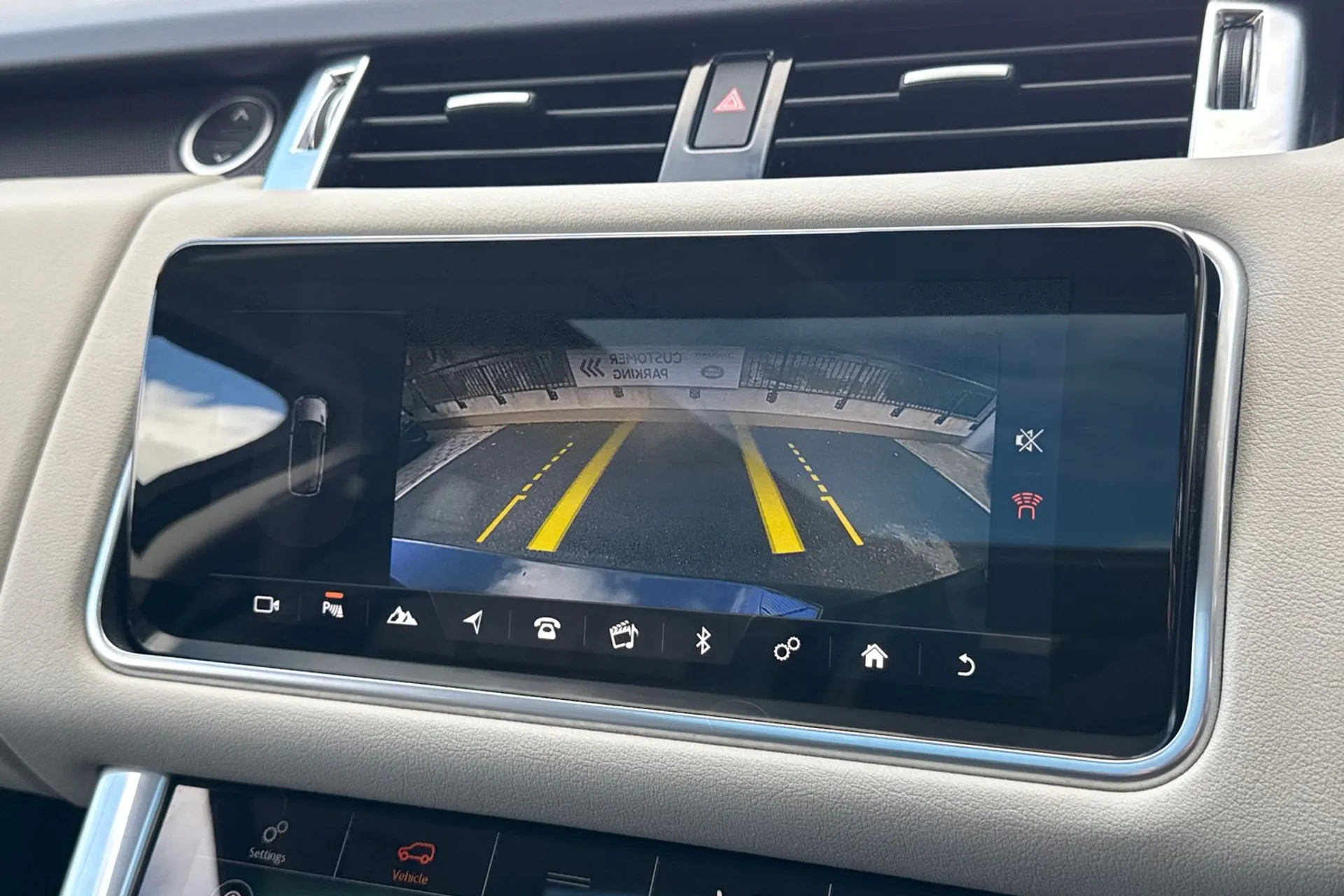 LAND ROVER RANGE ROVER SPORT thumbnail image number 5