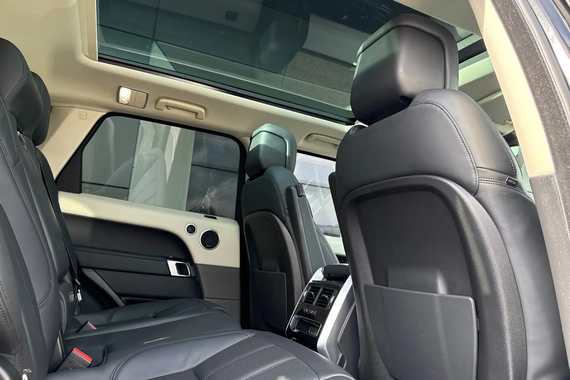 LAND ROVER RANGE ROVER SPORT thumbnail image number 36