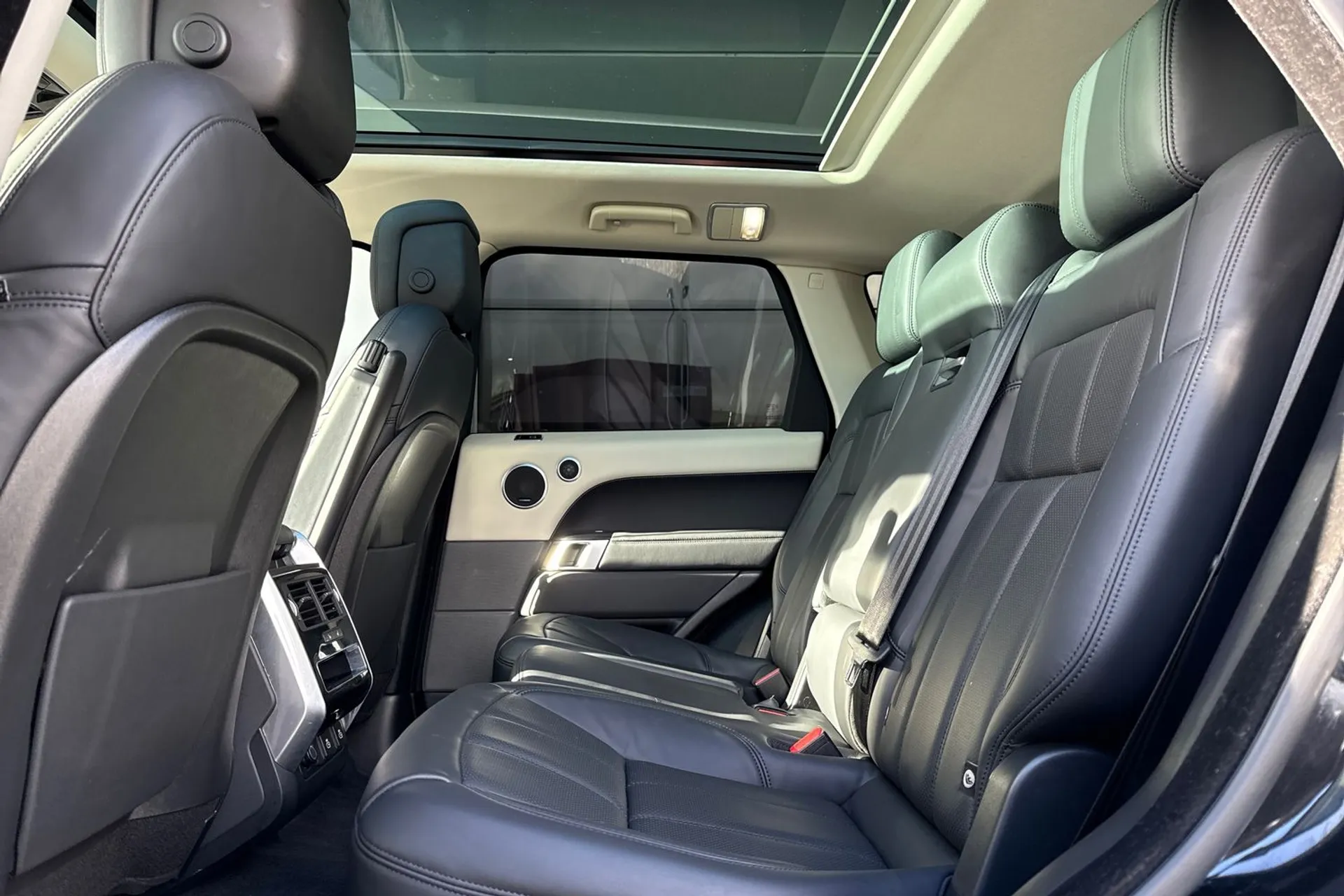 LAND ROVER RANGE ROVER SPORT thumbnail image number 51