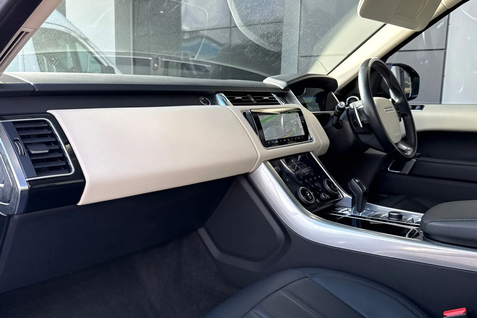 LAND ROVER RANGE ROVER SPORT thumbnail image number 47