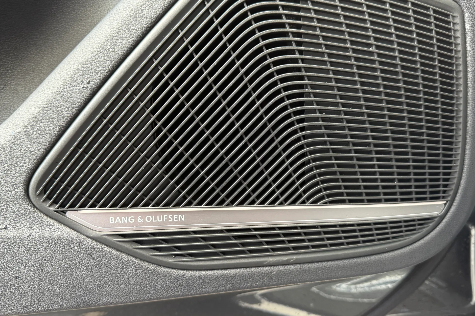 Audi RS5 thumbnail image number 41