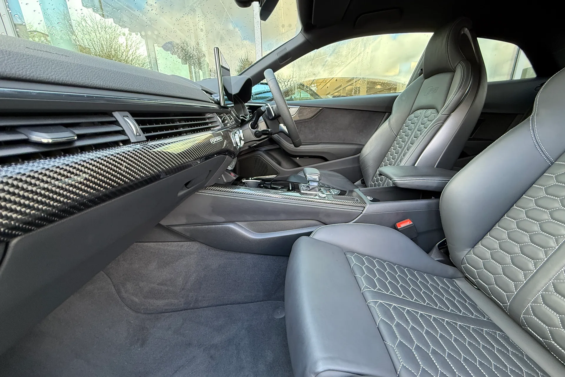 Audi RS5 thumbnail image number 49