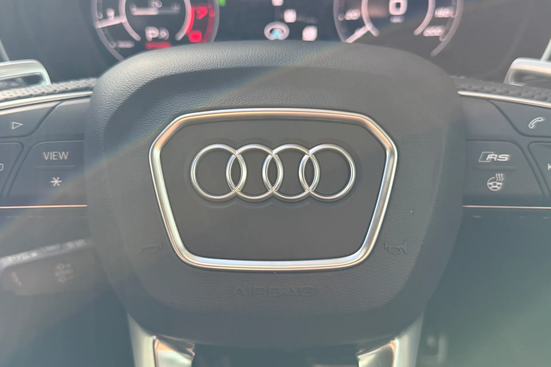 Audi RS5 thumbnail image number 19