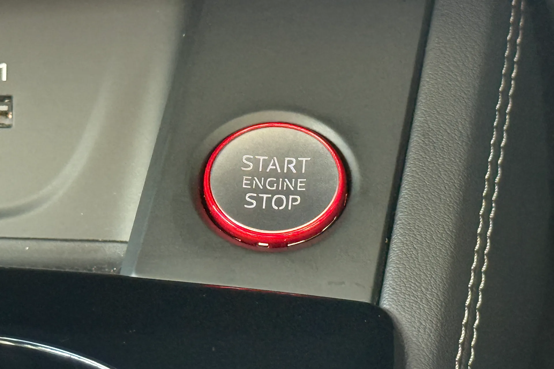 Audi RS5 thumbnail image number 33