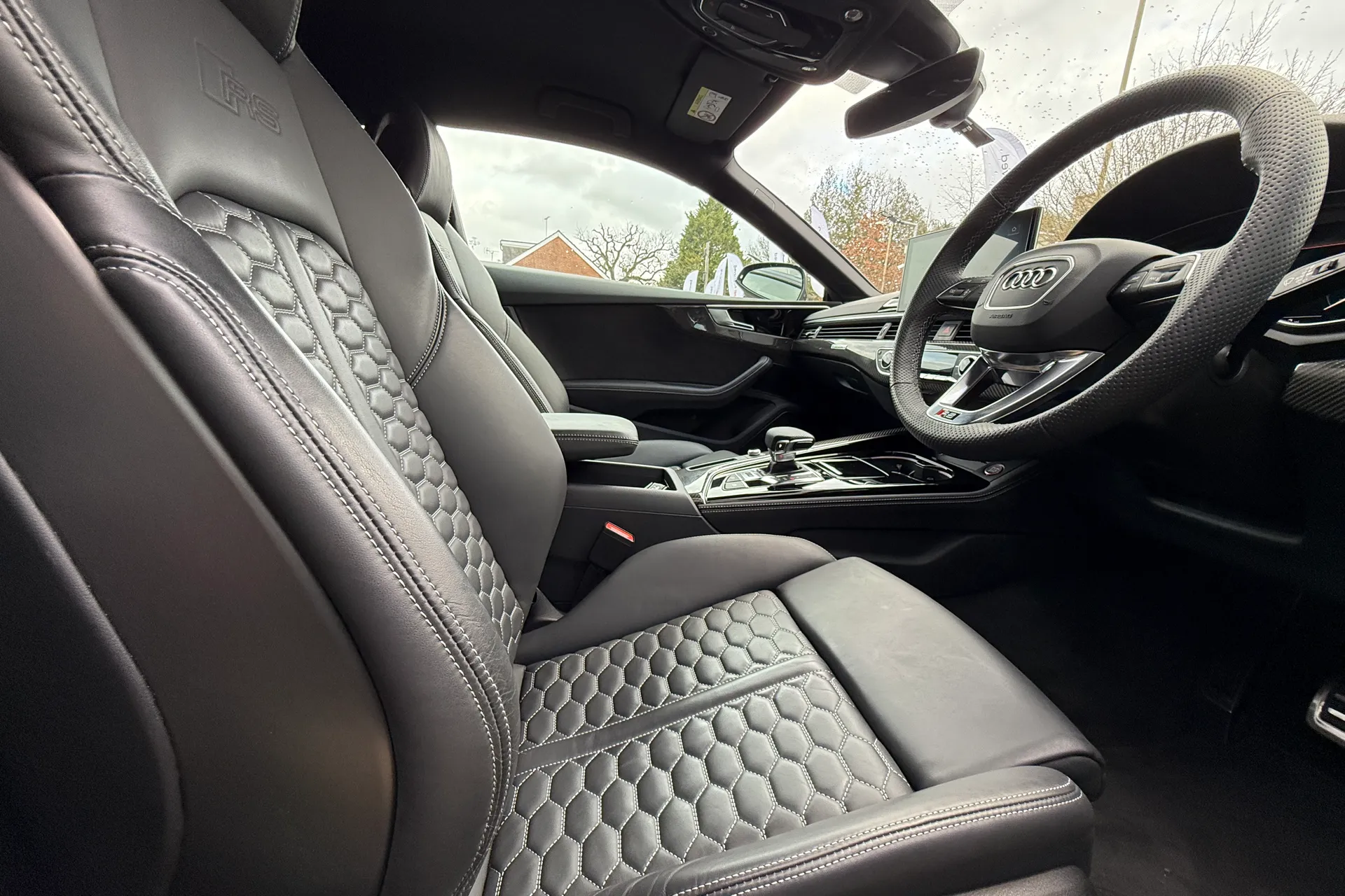 Audi RS5 thumbnail image number 93