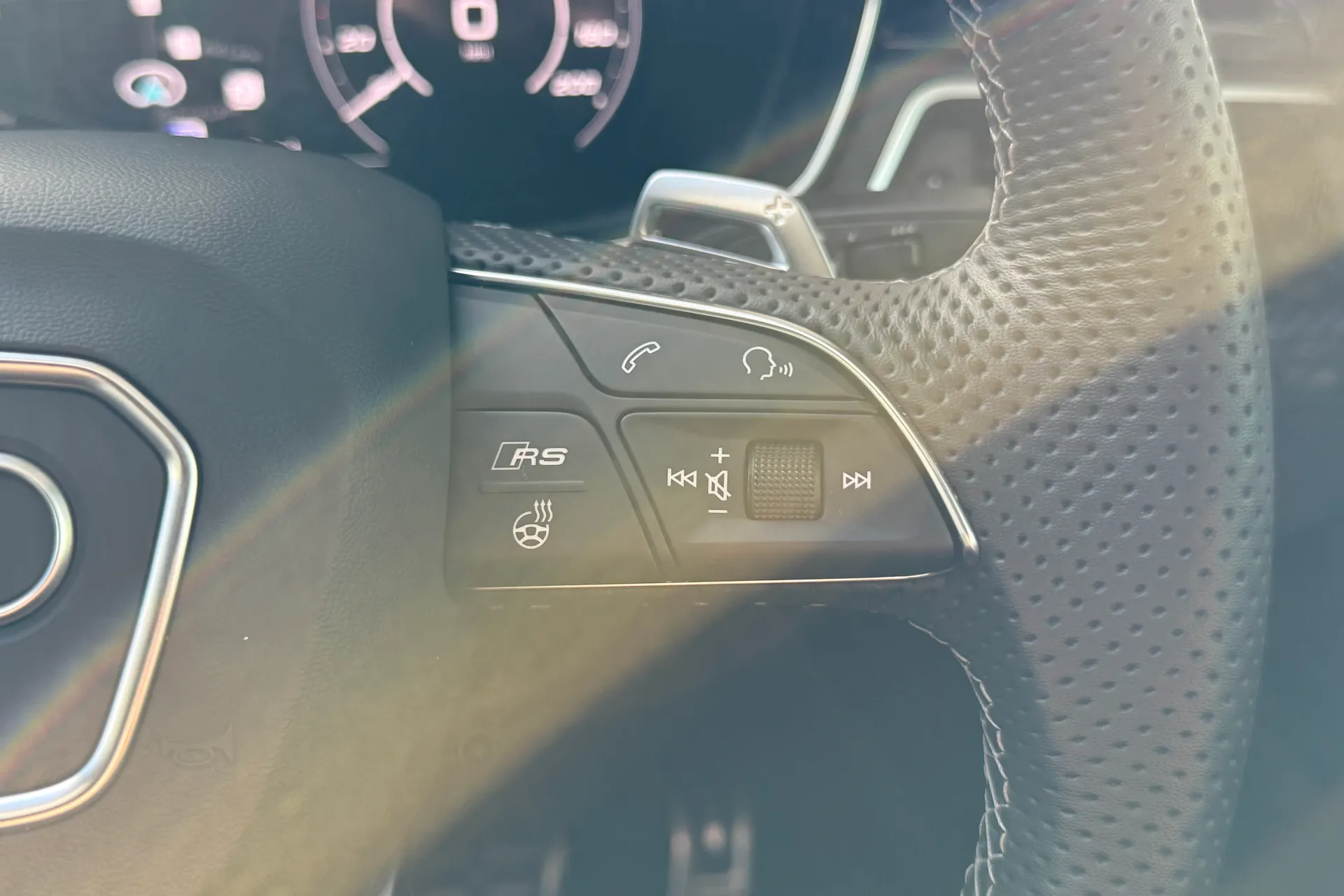 Audi RS5 thumbnail image number 20