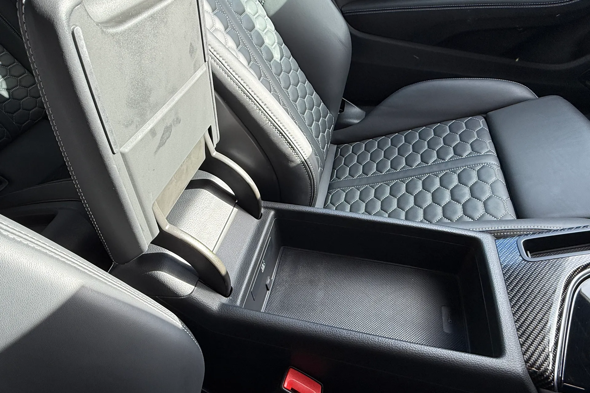 Audi RS5 thumbnail image number 38