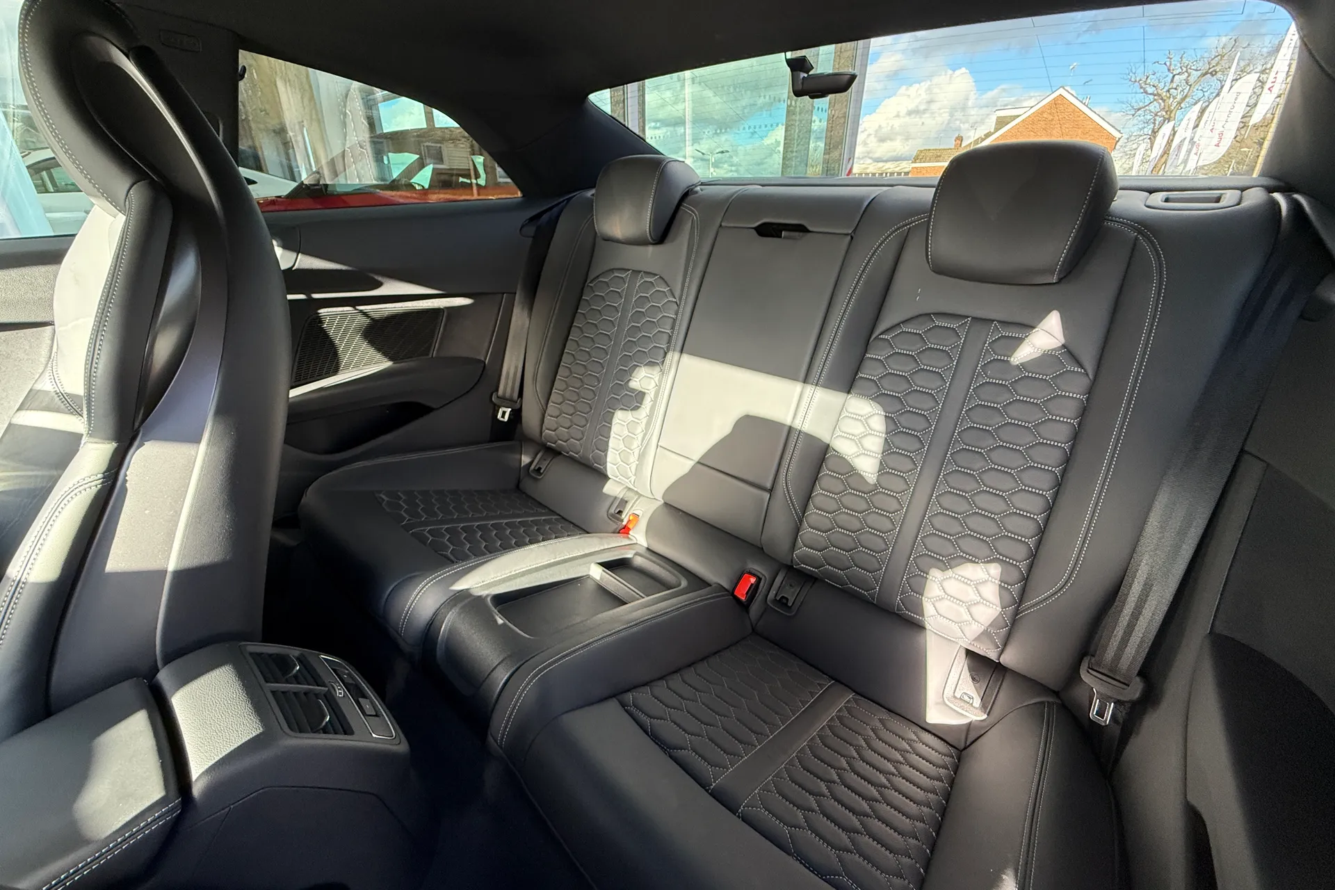 Audi RS5 thumbnail image number 70